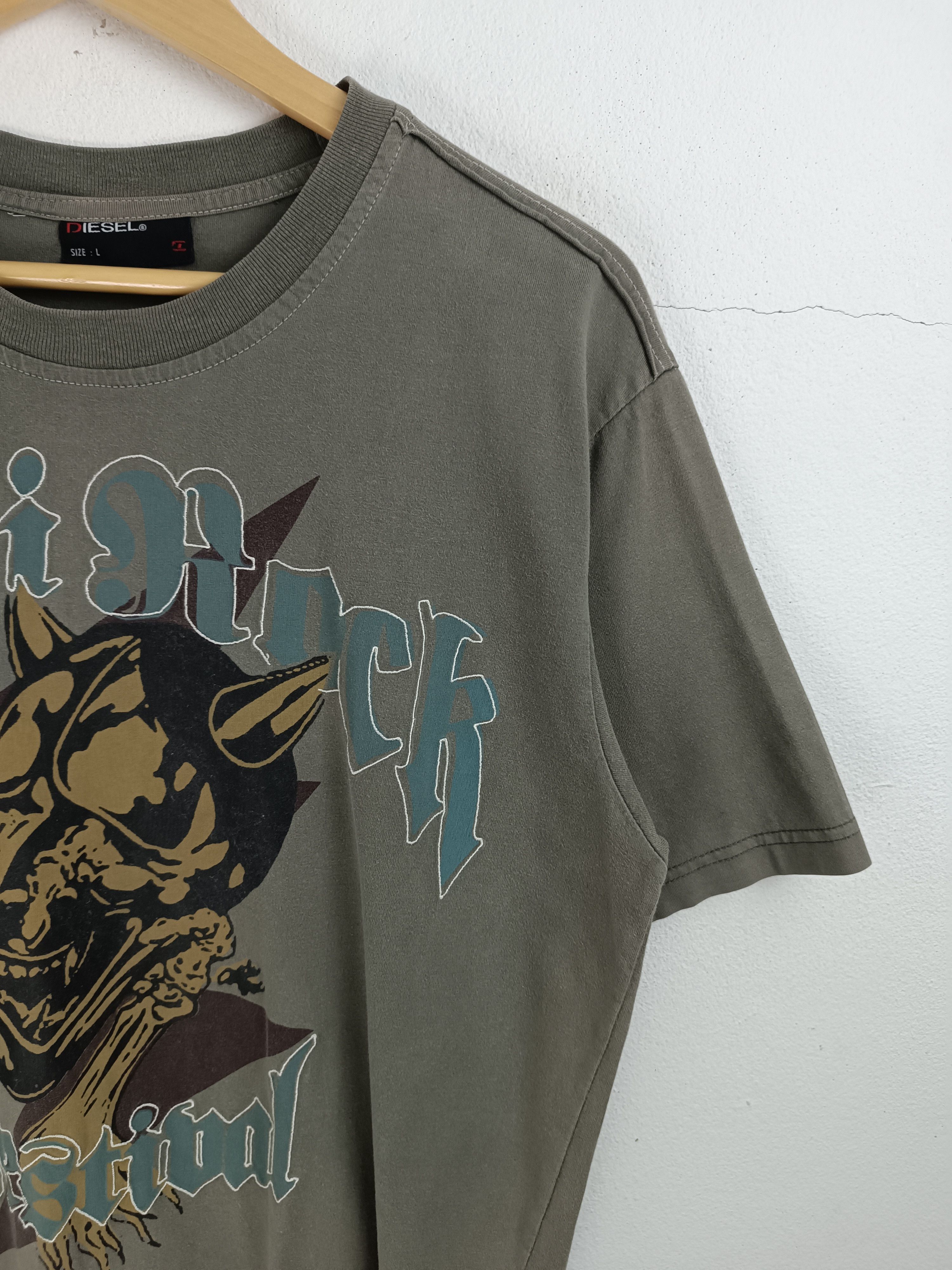 Diesel THRASHED FADED VINTAGE Y2K DIESEL X FUJI ROCK FEST PUNK TEE Size US L / EU 52-54 / 3 - 6 Thumbnail