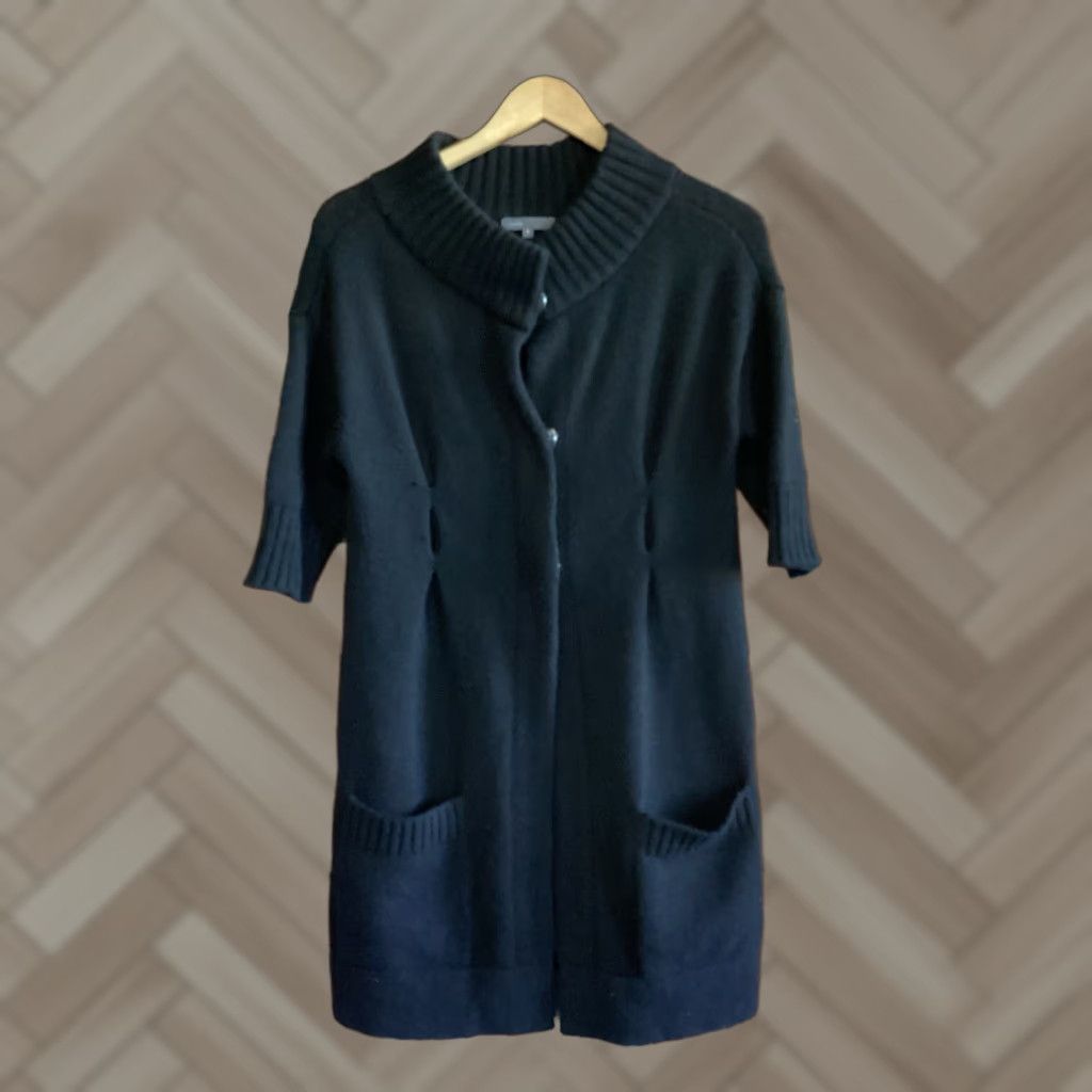 Vince Vince Shirt Women S Black Knit Short Sleeve Button-Up Size 28" / US 6 / IT 42 - 1 Thumbnail