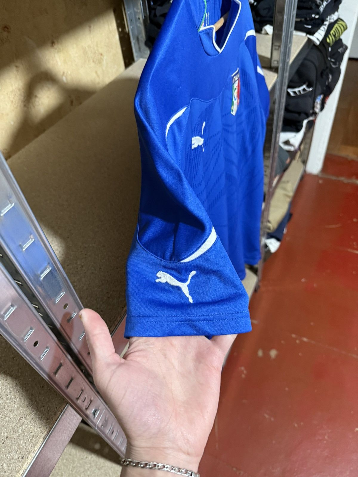 Puma × Vintage Vintage Puma Italy 2010 Home Football Soccer Jersey Size US M / EU 48-50 / 2 - 6 Thumbnail