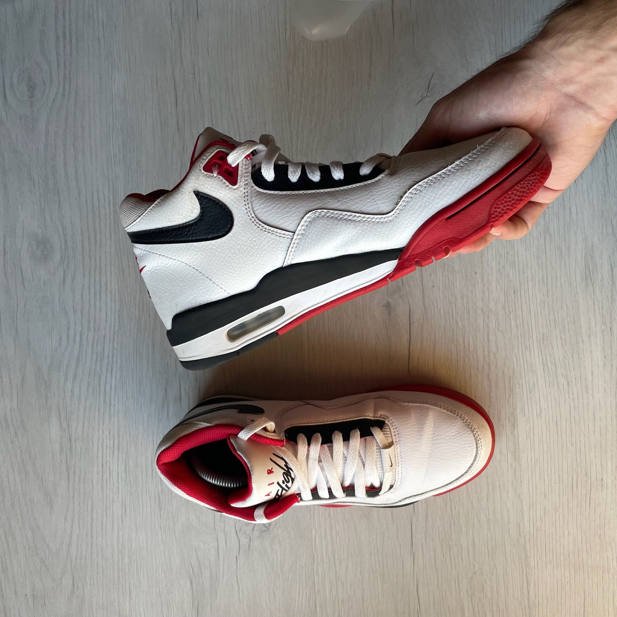 Nike ike Flight Legacy White Size US 9 / EU 42 - 3 Thumbnail