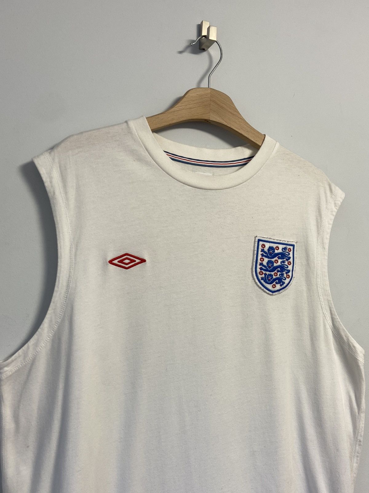 Umbro Umbro England Vest Size US XXL / EU 58 / 5 - 3 Thumbnail