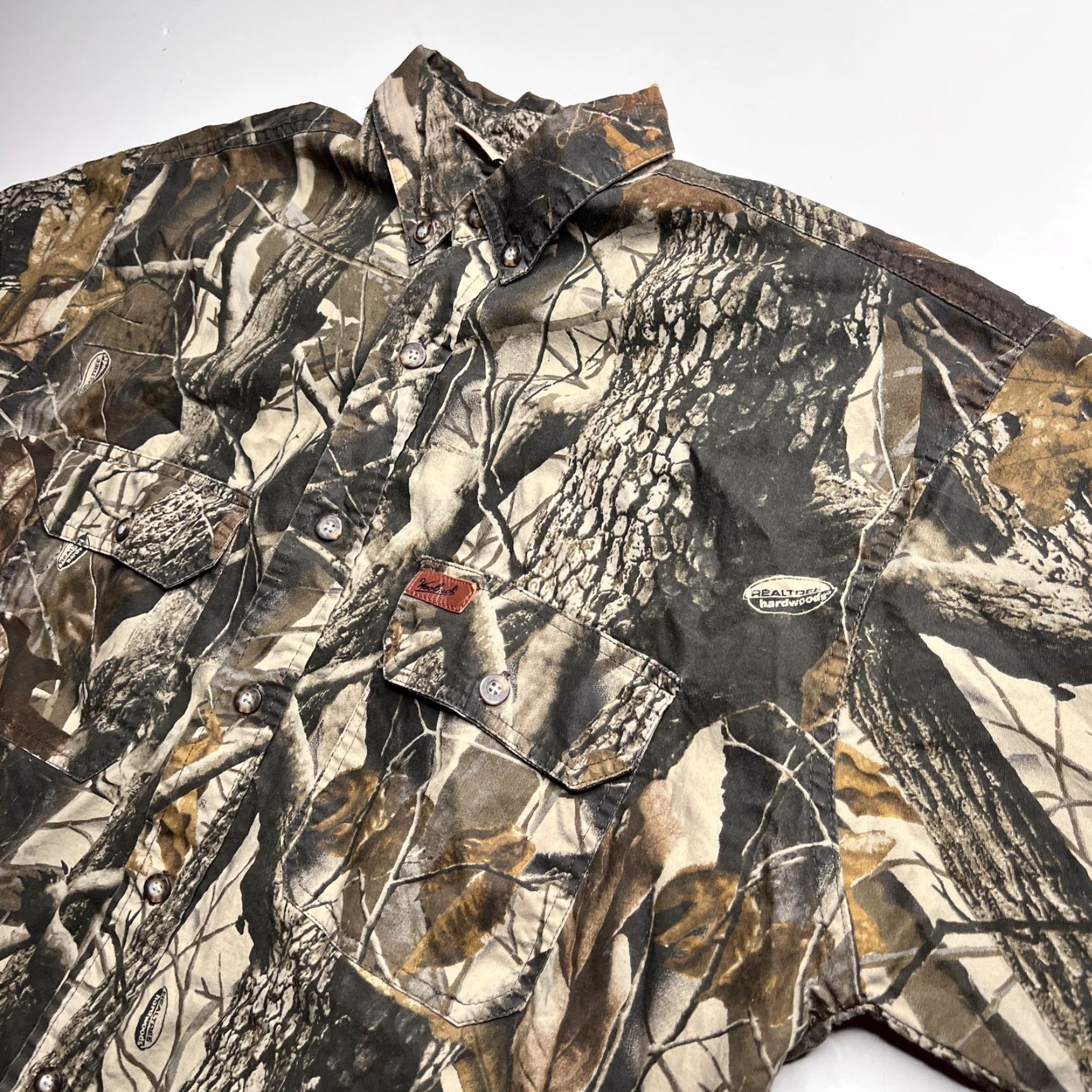 Vintage Woolrich Shirt Mens L Brown Realtree Camo Short Sleeve Button Up Hunting Outdoor Size US L / EU 52-54 / 3 - 2 Thumbnail