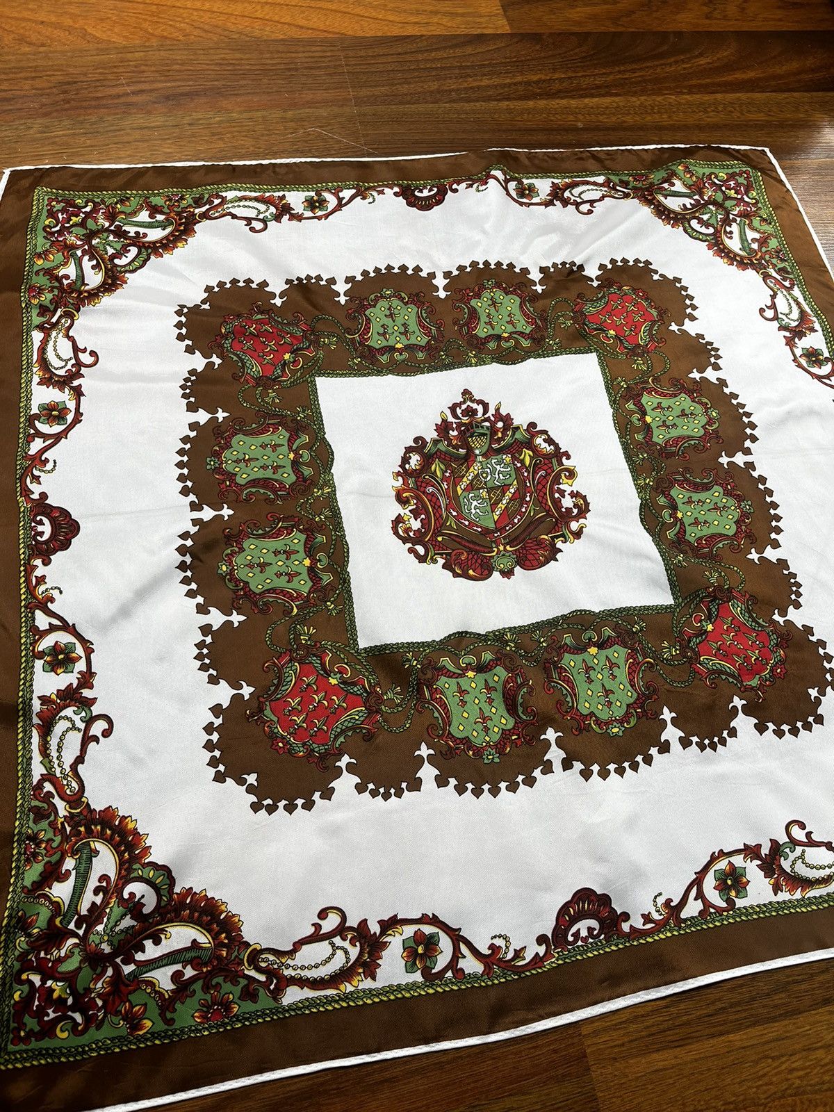 Designer Vintage Japanese Scarf with Ornate Pattern Size ONE SIZE - 5 Thumbnail