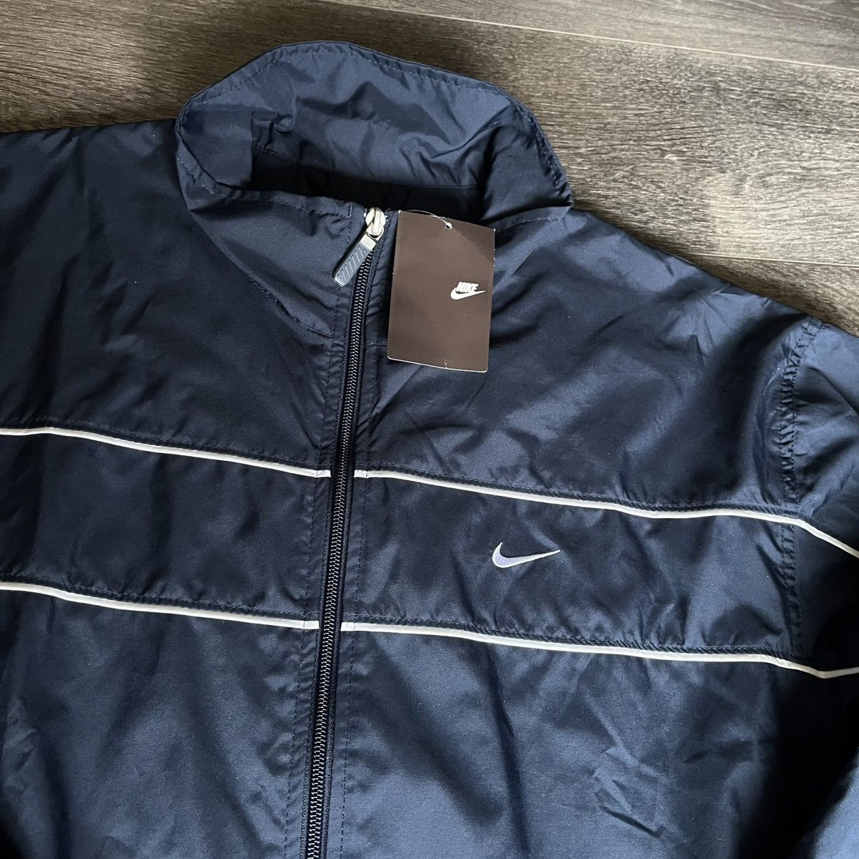 Nike New Vintage Nike Center Swoosh Basic Logo Track Jacket Nylon Size US L / EU 52-54 / 3 - 4 Thumbnail