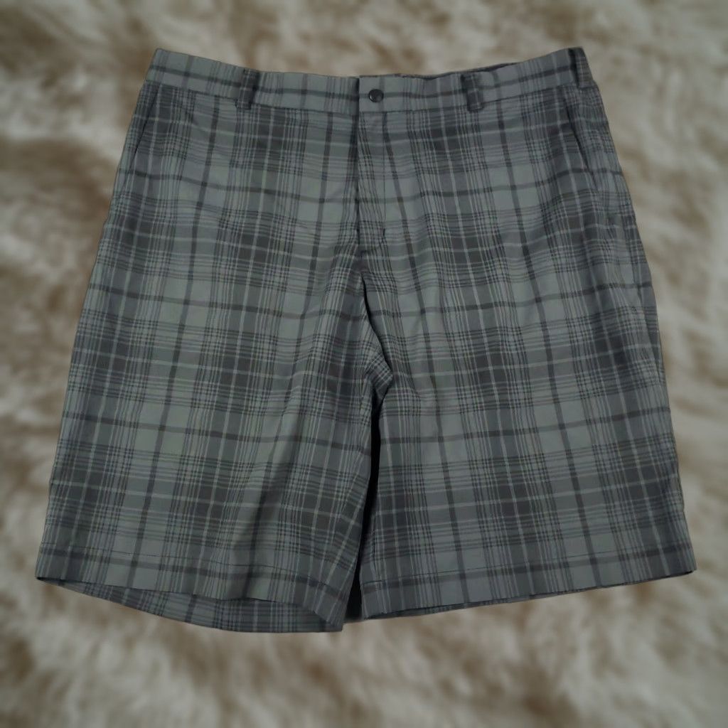 Nike Nike Shorts Mens 38 Gray Plaid Dri Fit Chino Flat Front Casual Workwear Pants Size US 38 / EU 54 - 1 Thumbnail