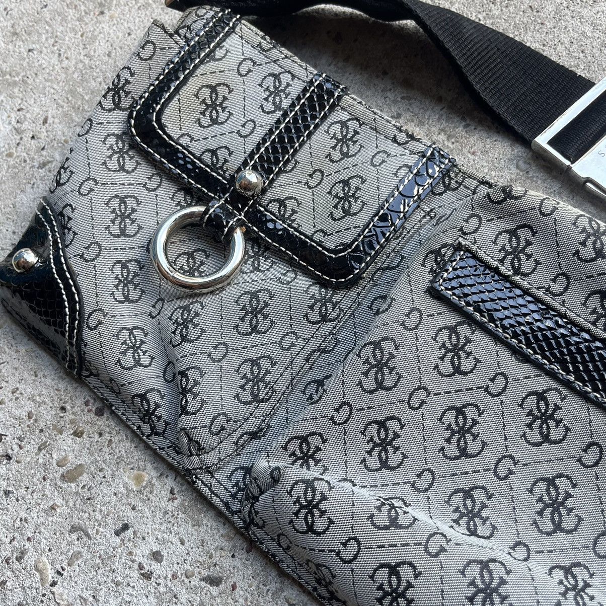Guess Guess vintage rare monogram waist bag Size ONE SIZE - 4 Thumbnail