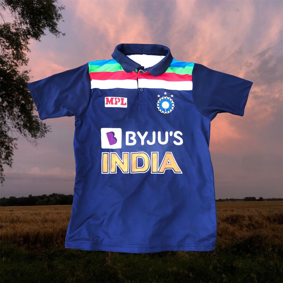 Other India cricket MS Dhoni #7 fan jersey Size US M / EU 48-50 / 2 - 1 Thumbnail