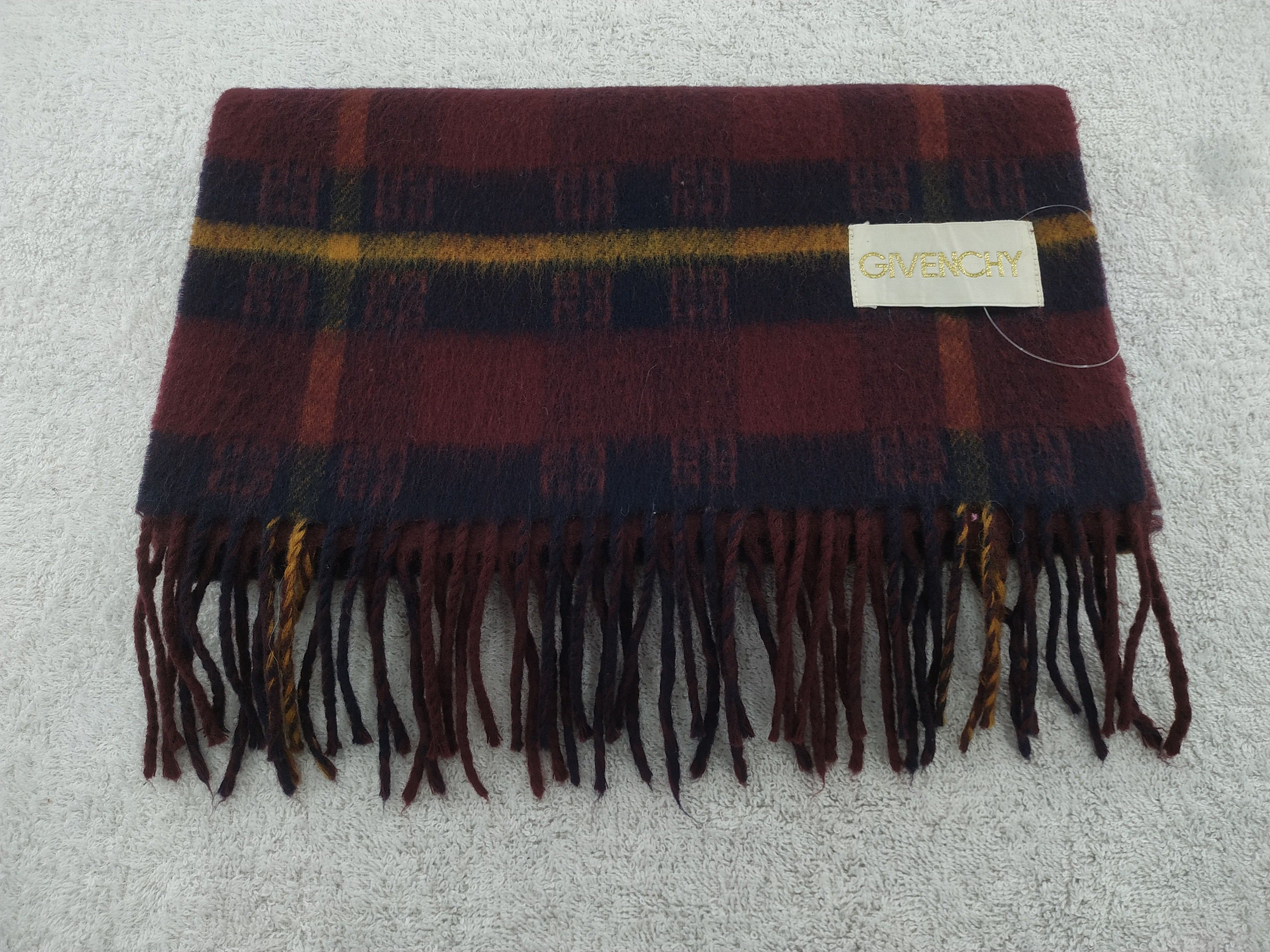 Vintage Givenchy Scarf / Muffler / Neckwear - WW532 Size ONE SIZE - 3 Thumbnail