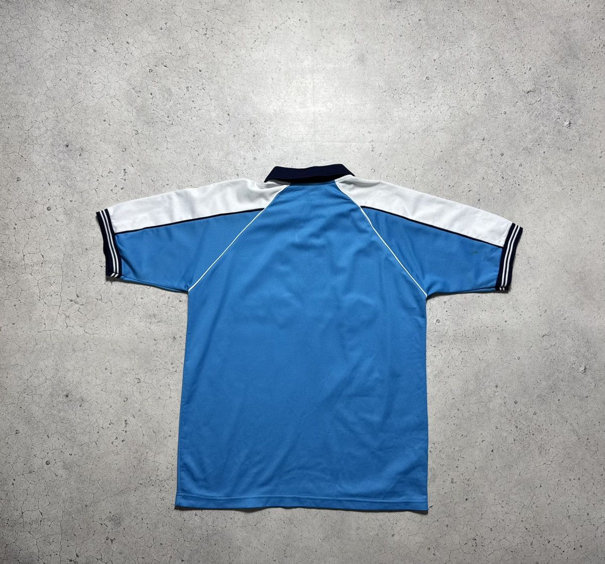 Le Coq Sportif Le Coq Sportif 1999/2001 Vintage Soccer Jersey Size US L / EU 52-54 / 3 - 7 Thumbnail