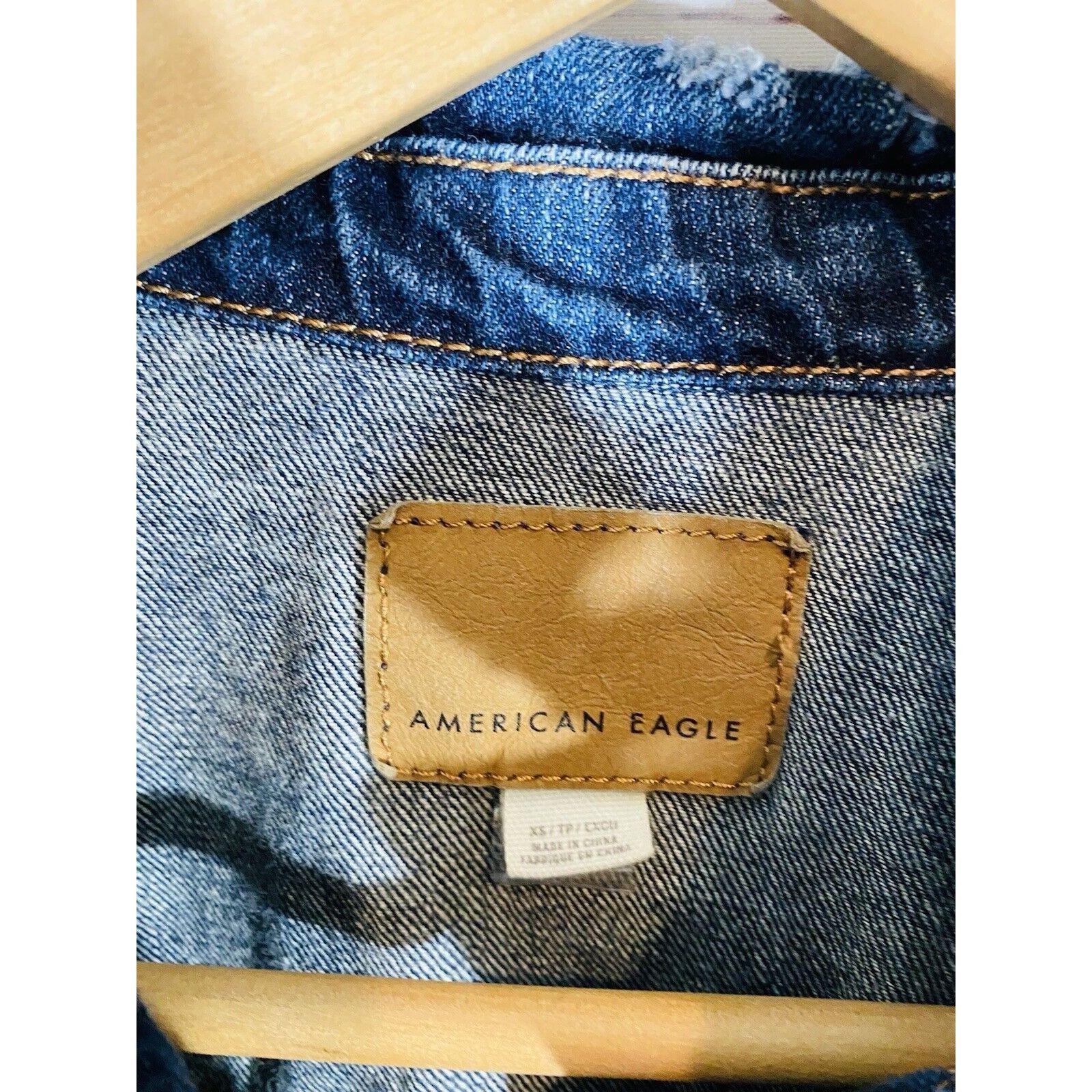 American Eagle Outfitters AE American Eagle Denim Jean Jacket Womens Sz Extra Small Co Size XS / US 0-2 / IT 36-38 - 4 Thumbnail