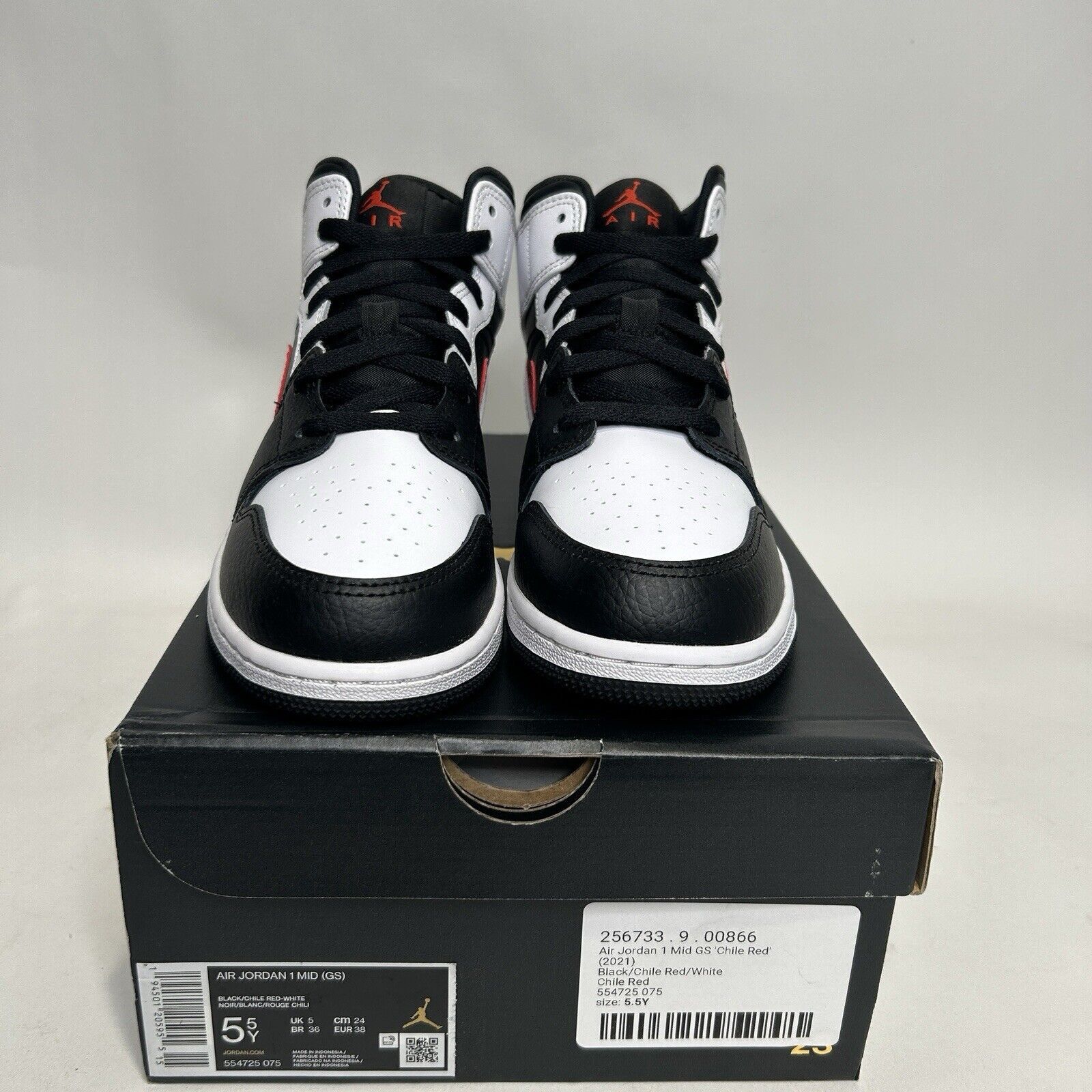 Nike Nike Air Jordan 1 Mid GS “Chile Red” 2024 Size US 7 / IT 37 - 2 Thumbnail
