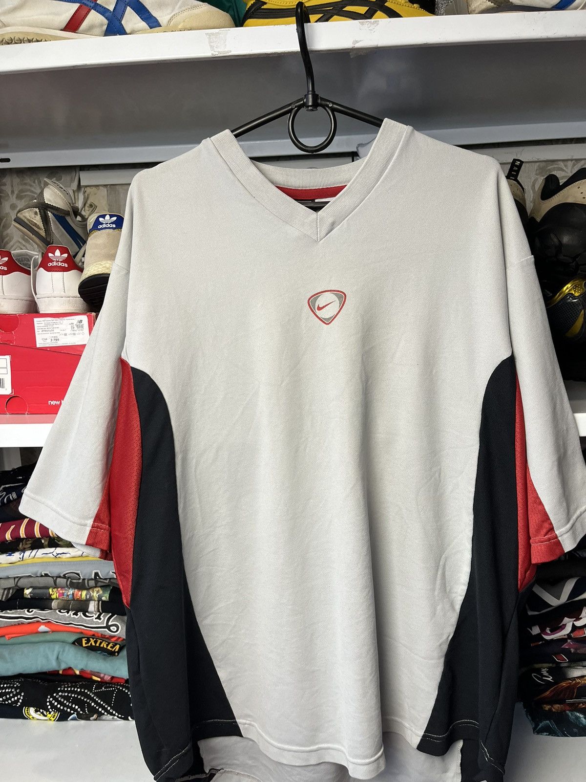 Nike Mens Vintage Nike T-Shirt centre swoosh Rare Size US XL / EU 56 / 4 - 21 Thumbnail