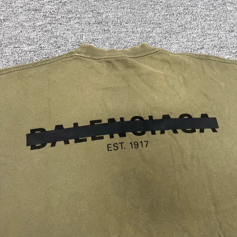 Balenciaga Balenciaga Delete lines to make old short-sleeved T-shirts Size US S / EU 44-46 / 1 - 5 Thumbnail