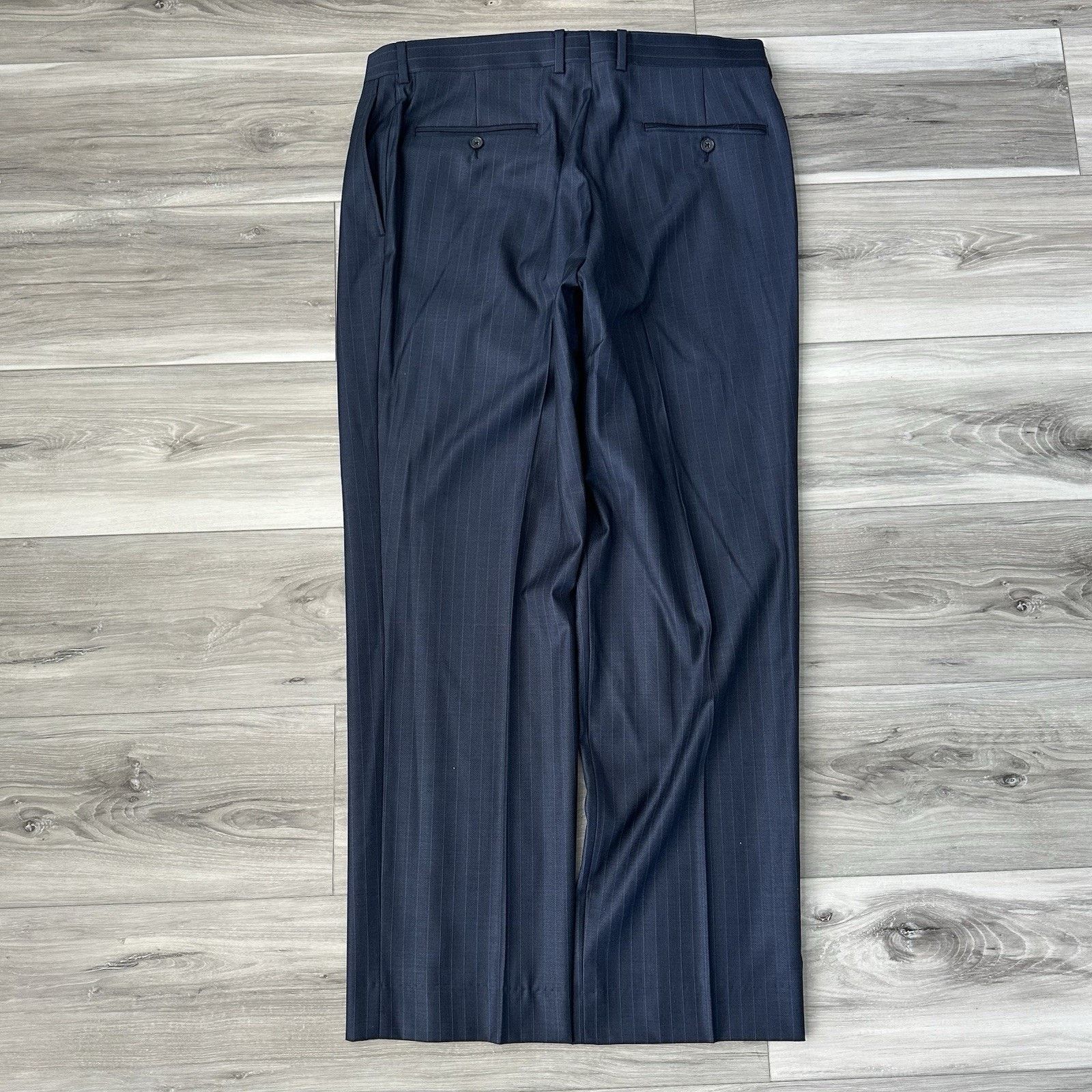 Daniel Cremieux Daniel Cremieux Loro Piana Super 130 Navy Pinstripe 42S Suit Size 42S - 6 Thumbnail