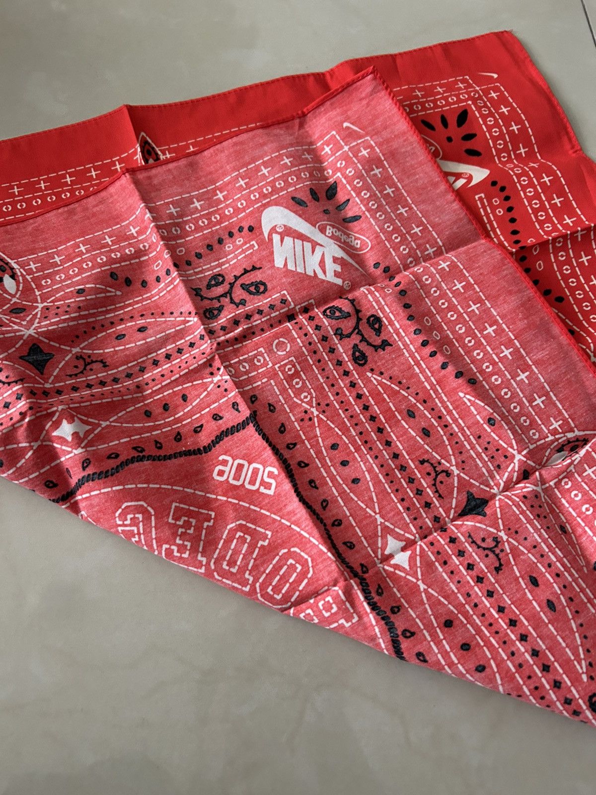 Bodega × Nike Nike x Bodega Bandana Size ONE SIZE - 2 Thumbnail
