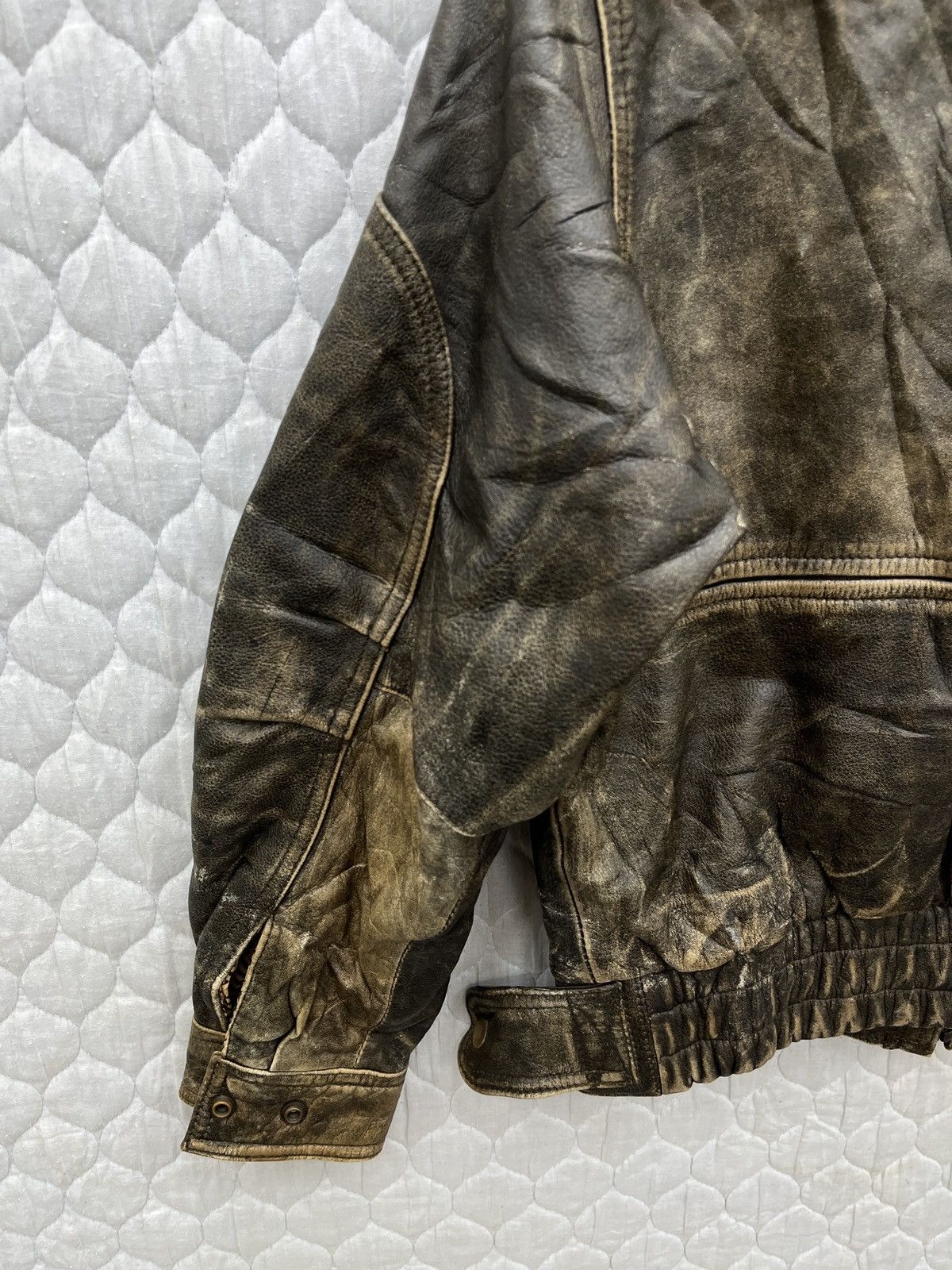 Vintage 🔥🔥🔥STEALS CAPTAIN CHARLES LINDBERG TRIUMPH LEATHER JACKET Size US M / EU 48-50 / 2 - 16 Thumbnail