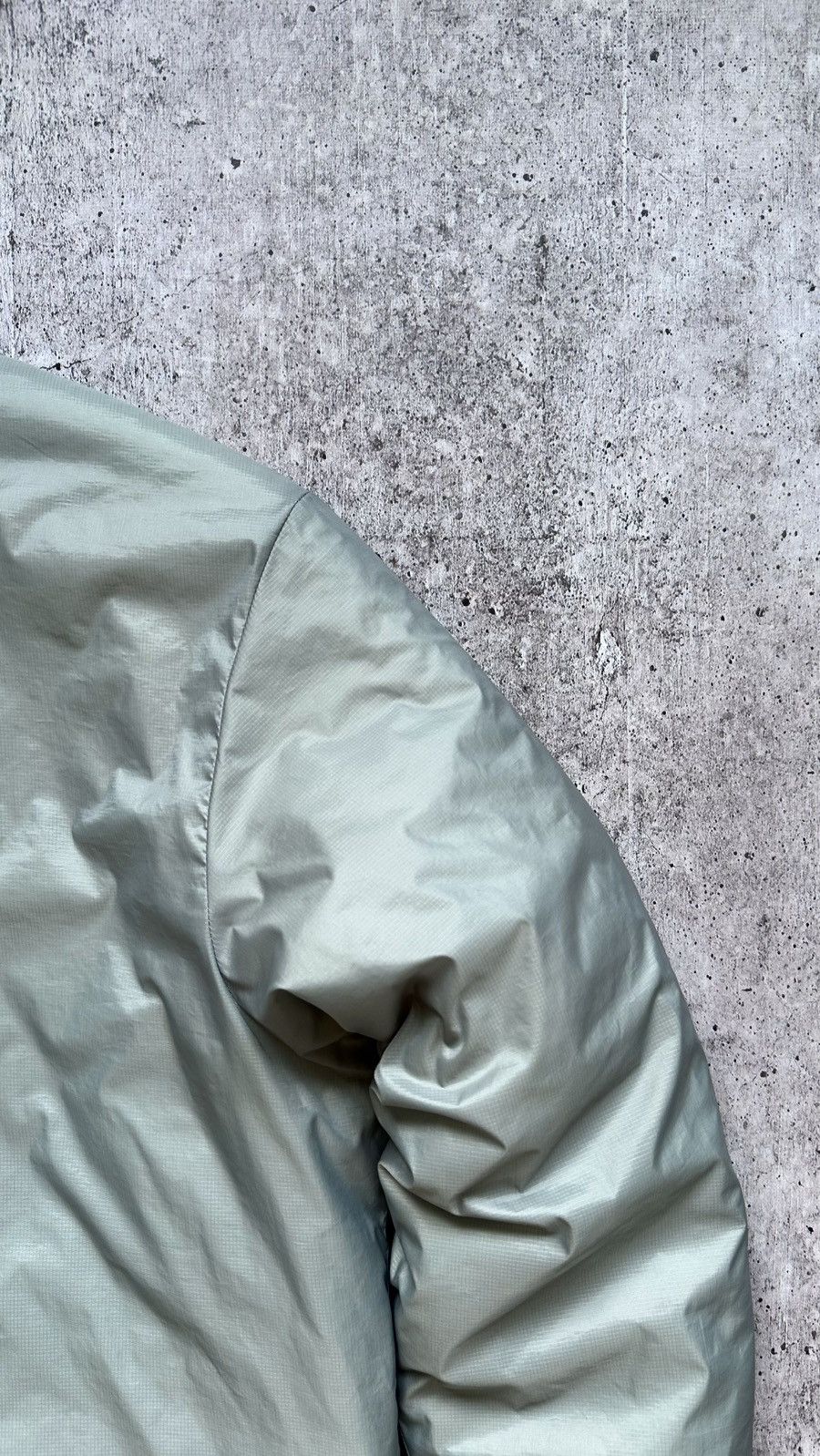 Nike NIKE RETRO NYLON Y2K LIGHT PUFFER JACKET Size US M / EU 48-50 / 2 - 18 Thumbnail