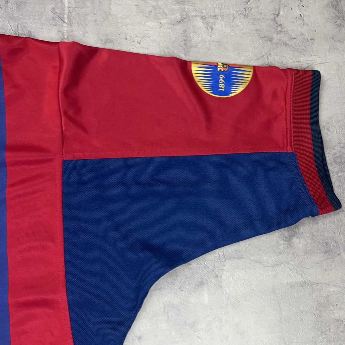 Nike Rare! Barcelona Nike Soccer Jersey Shirt 00s Vintage Size US M / EU 48-50 / 2 - 7 Thumbnail