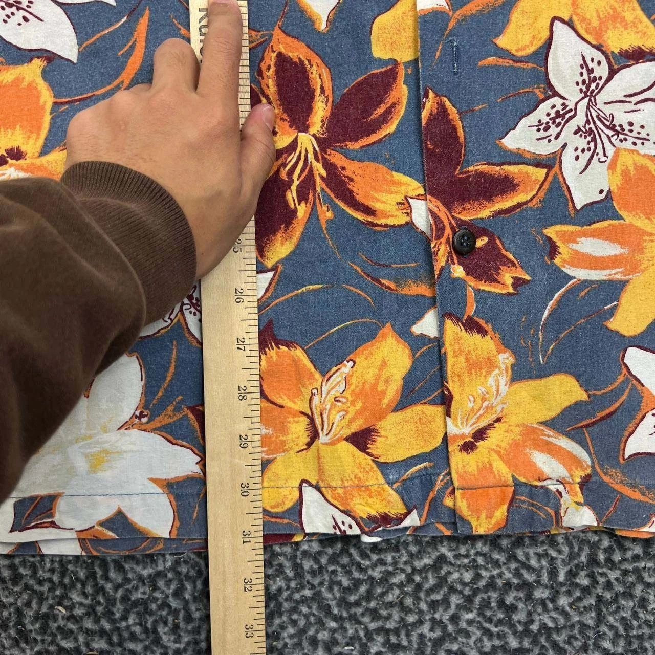 Greatland Apparel Great Land Shirt Men Hawaiian Floral Button Up Cotton L Size US L / EU 52-54 / 3 - 4 Thumbnail