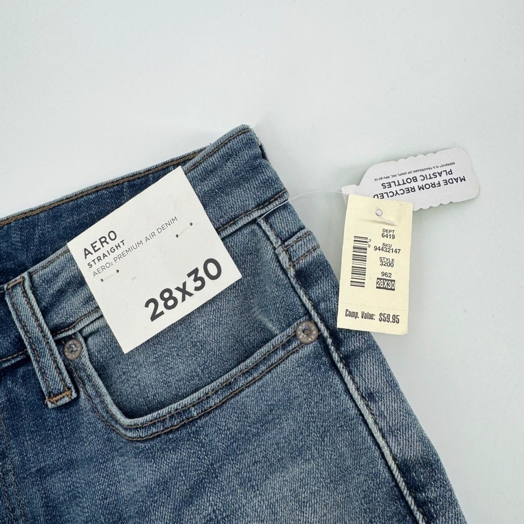 Aeropostale Aeropostale Jeans 28x30 Denim Straight Blue Light Wash NWT Mens Casual Classic 5-Pocket Distressed Stretch Size US 28 / EU 44 - 6 Thumbnail