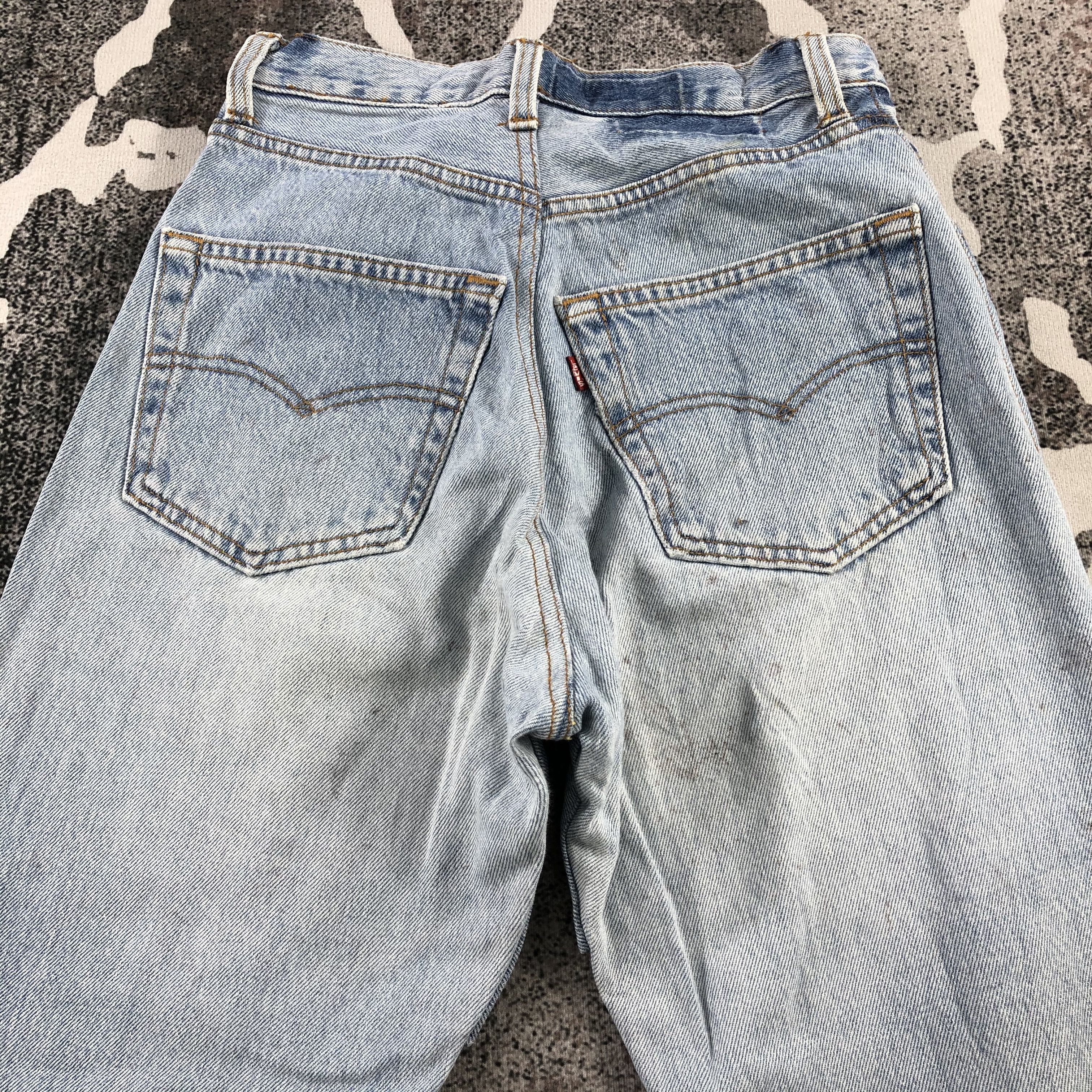 Levi's Vintage Levis 501 Jeans Medium Wash Denim KJ904 Size 26" / US 2 / IT 38 - 4 Thumbnail