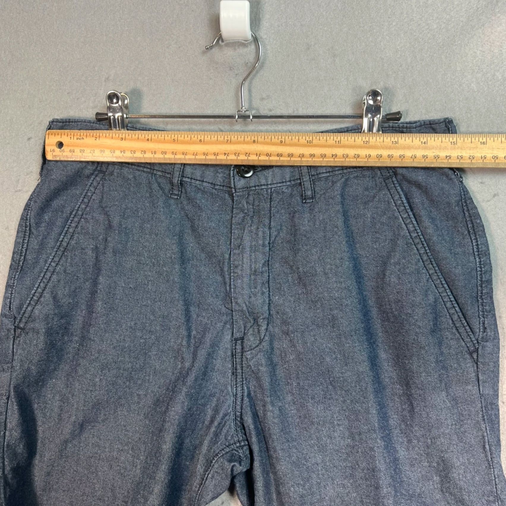 Levi's Levis Mens Shorts 30 Chambray Blue Chino Cotton Size US 30 / EU 46 - 6 Thumbnail