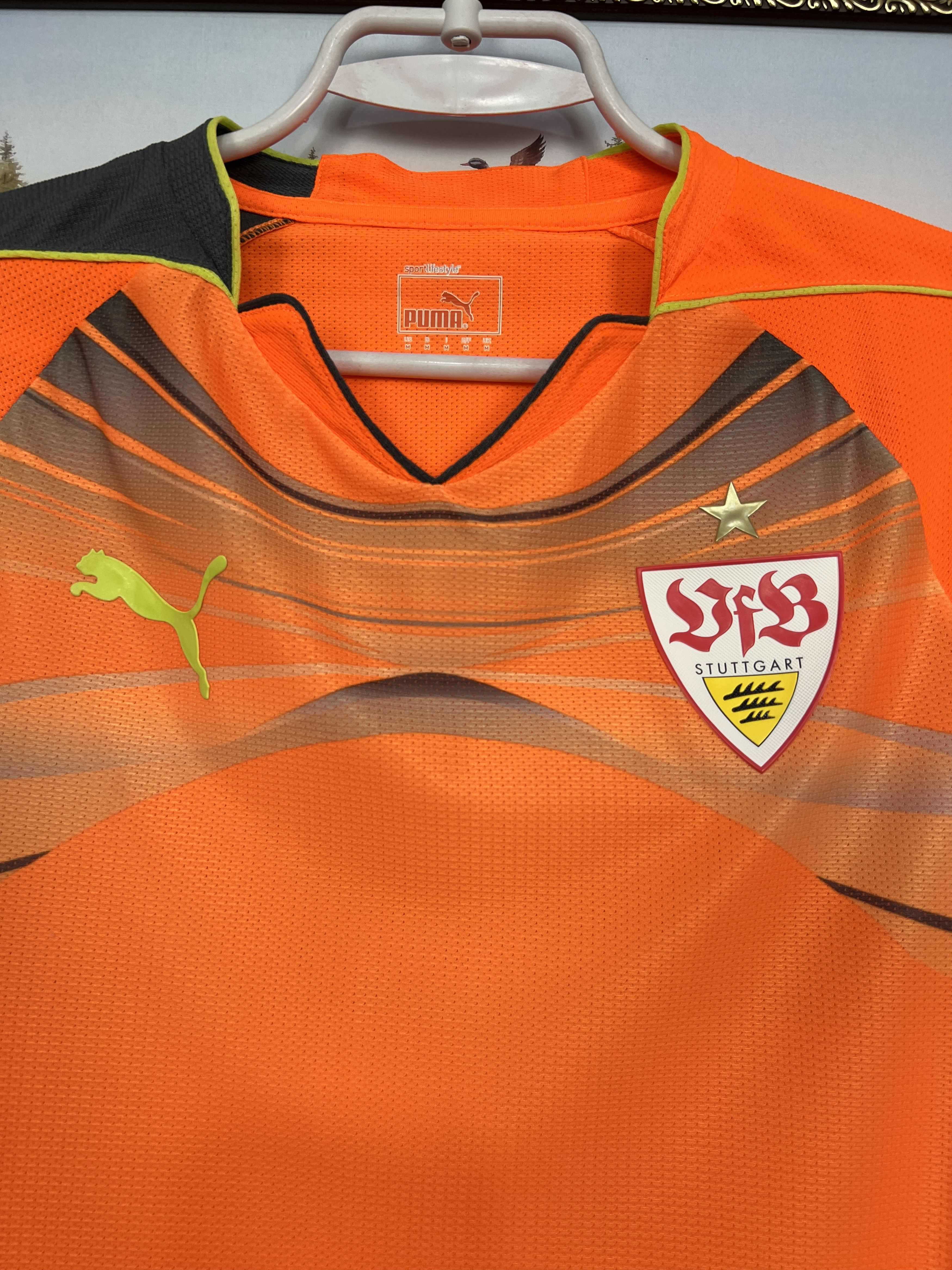 Puma VfB Stuttgart Goalkeeper football shirt 2010 Soccer Puma New Size US M / EU 48-50 / 2 - 3 Thumbnail