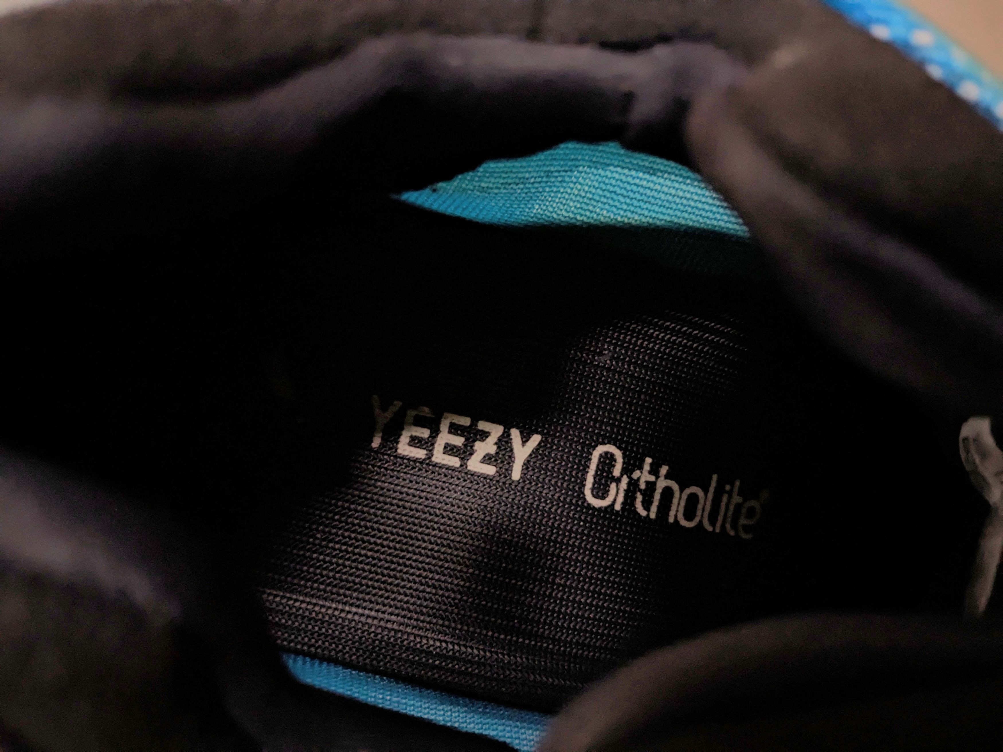 Adidas × Kanye West Adidas Yeezy 700 V3 Arzareth Blue Size 12 White G54850 Size US 12 / EU 45 - 9 Thumbnail