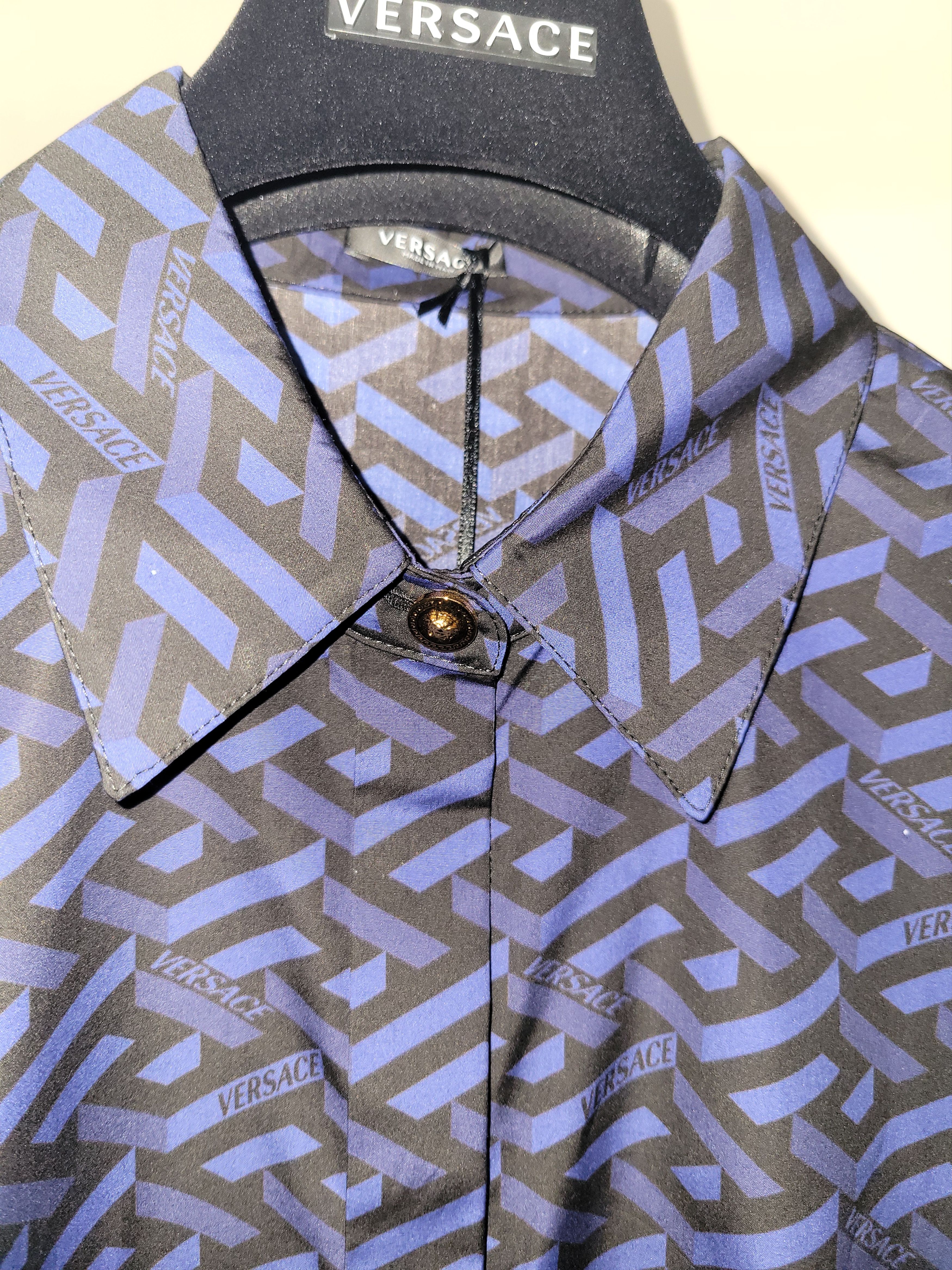 Versace Greca detail shirt Size L / US 10 / IT 46 - 6 Thumbnail