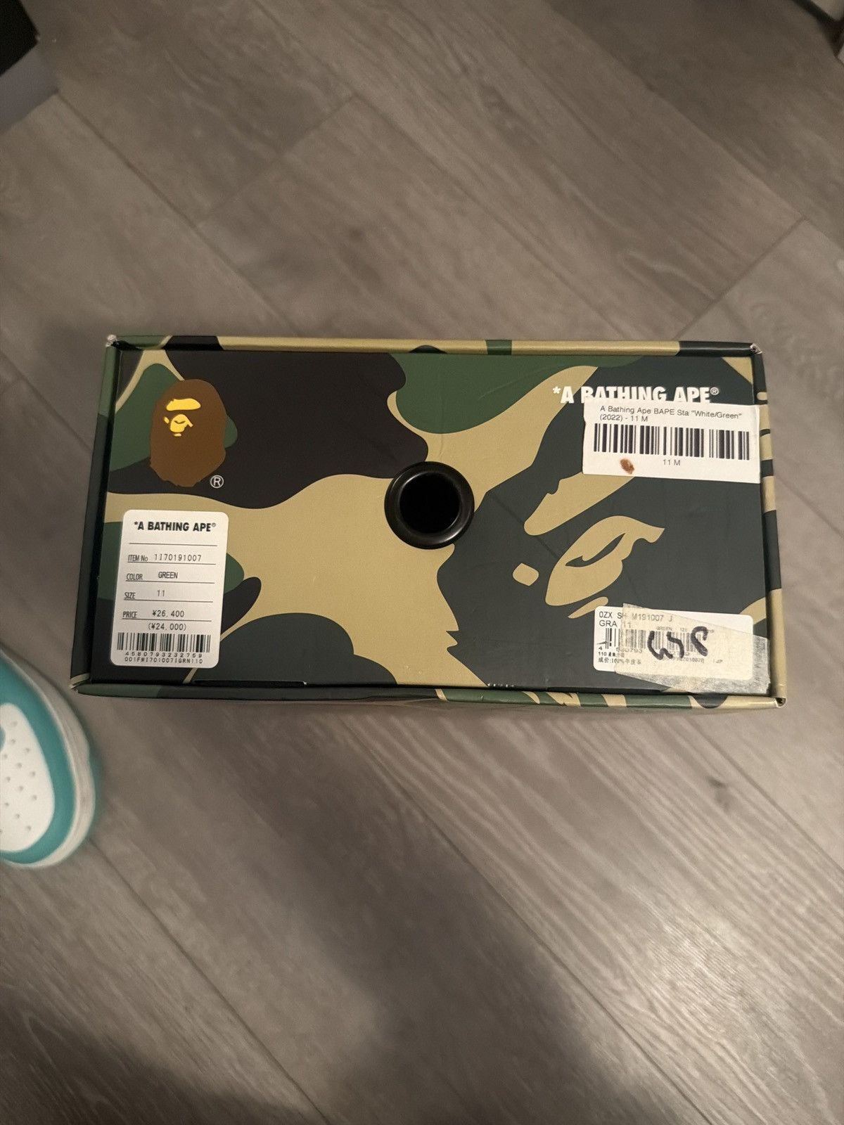 Bape 2022 White green bapesta Size US 11 / EU 44 - 12 Thumbnail