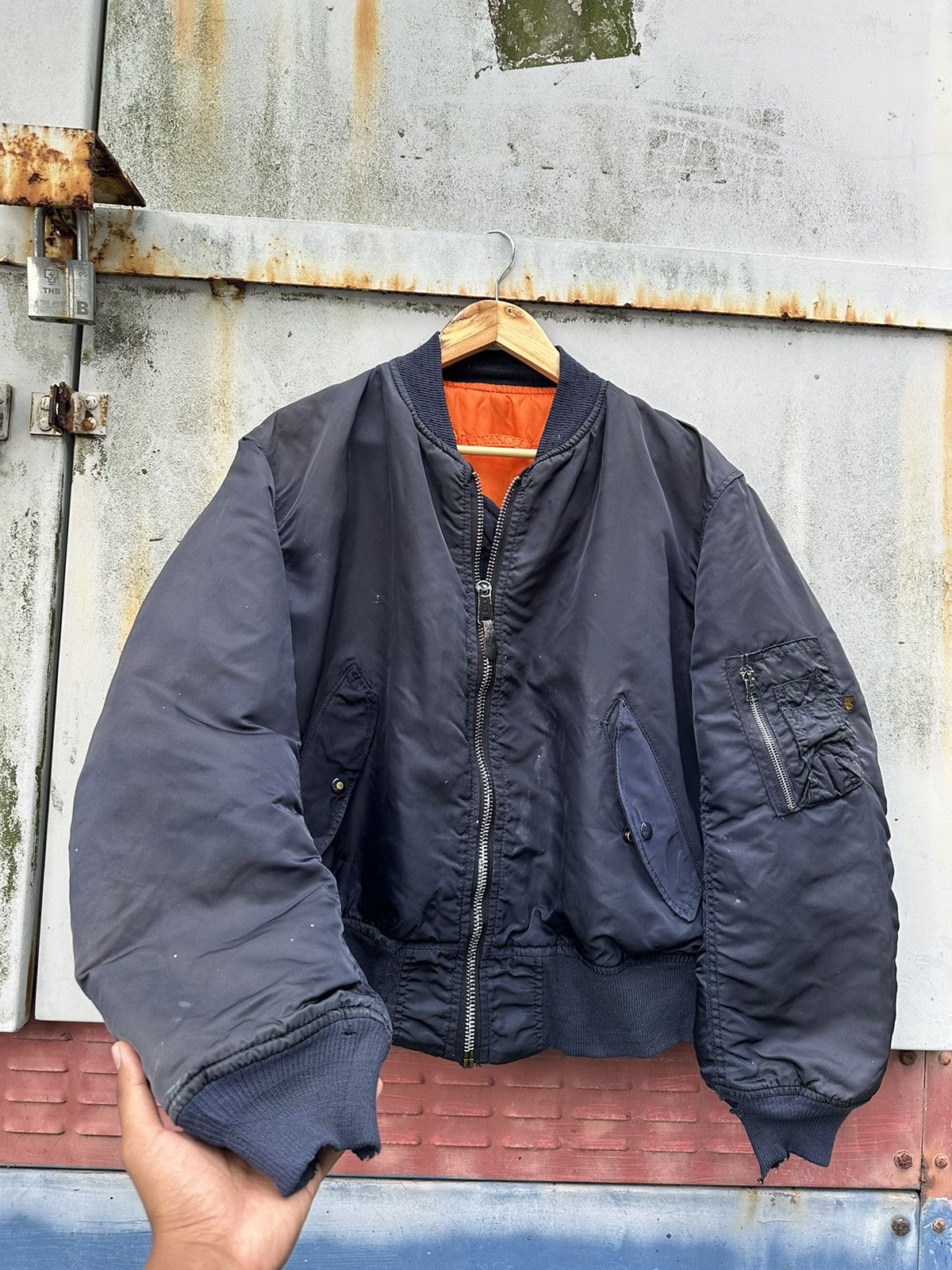 Alpha Industries 🪖THRASHED ALPHA INDUSTRIES MA-1 Bomber Jacket Size US L / EU 52-54 / 3 - 6 Thumbnail