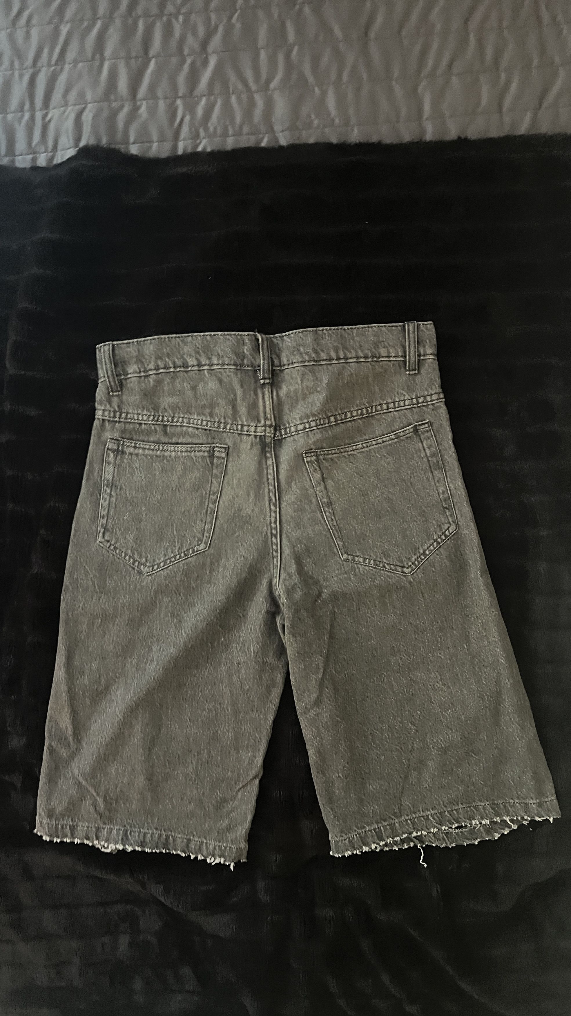 Other Children of Planet 44 Destroyed Denim Jorts Size US 30 / EU 46 - 2 Thumbnail