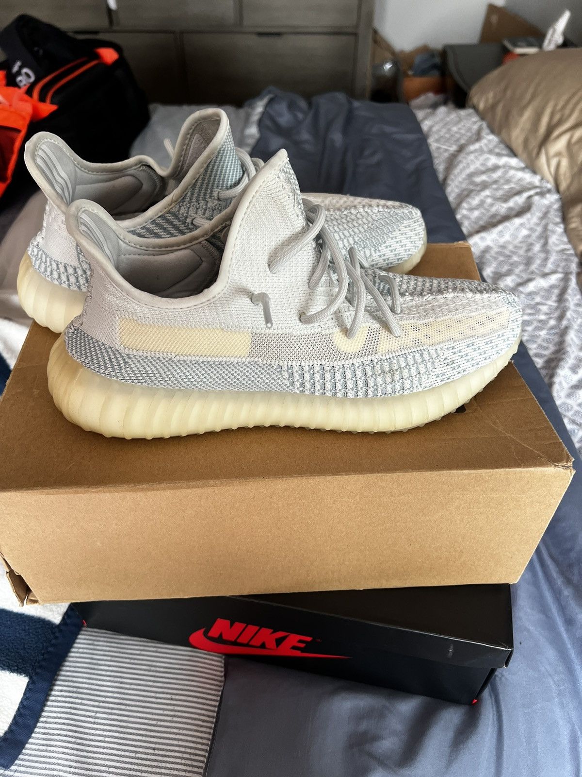 Adidas Yeezy 350 Size US 9.5 / EU 42-43 - 3 Thumbnail