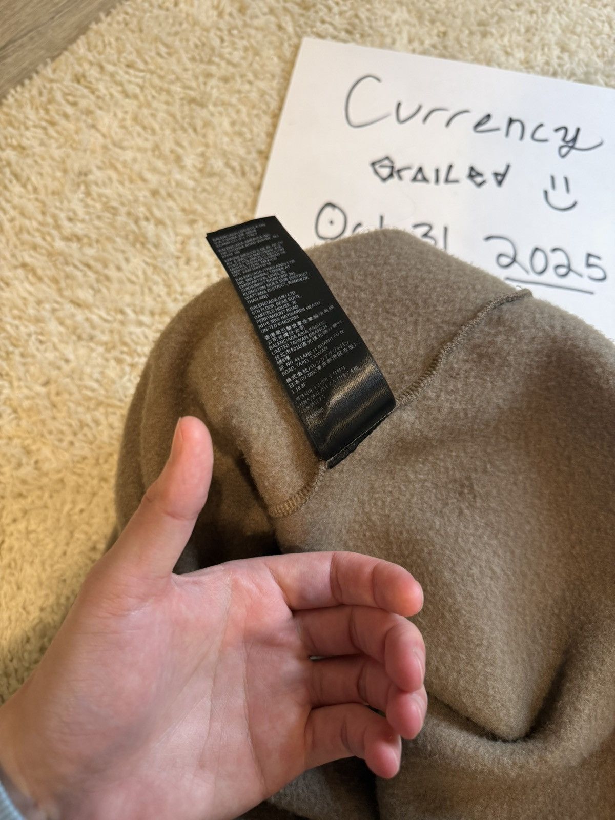 Balenciaga Balenciaga Fuzzy 3B Sweater Size US M / EU 48-50 / 2 - 12 Thumbnail