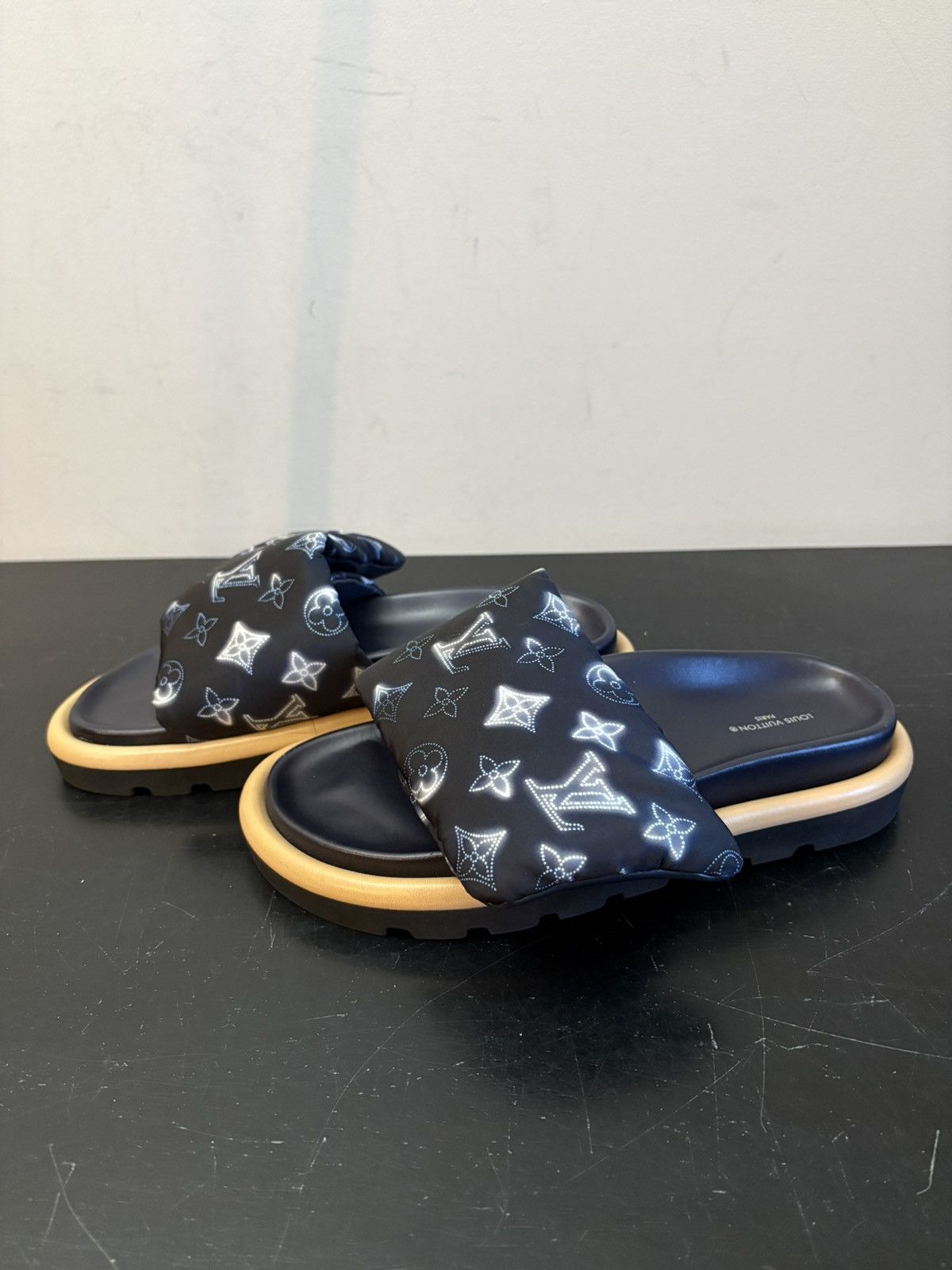 Louis Vuitton Louis Vuitton Pool Pillow Flat Comfort Mule Slide Navy Blue Size US 8 / IT 38 - 1 Thumbnail