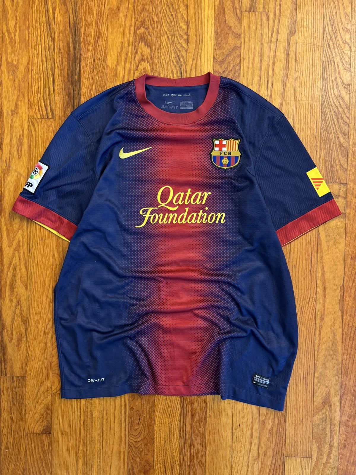 Nike × Vintage Vintage 2012 Nike FC Barcelona Soccer Jersey Size US L / EU 52-54 / 3 - 1 Thumbnail