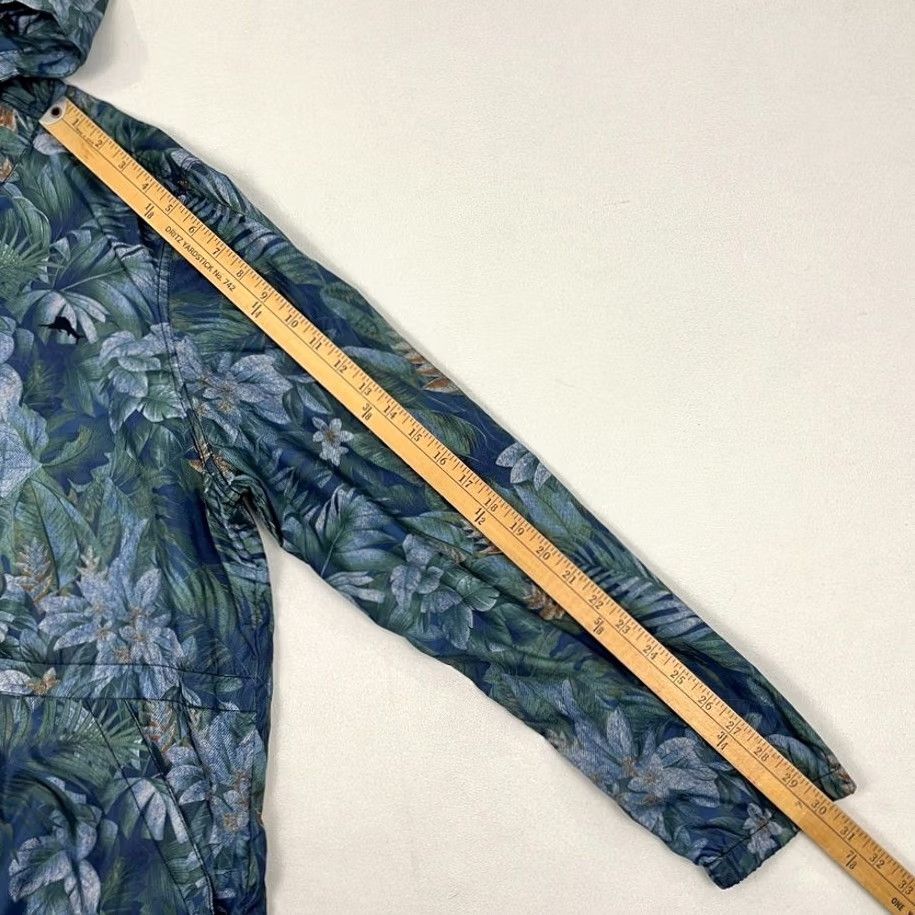 Tommy Bahama VINTAGE Tommy Bahama Jacket Mens M Botanico Beach Floral Hooded Windbreaker Tropic Prep Size US M / EU 48-50 / 2 - 6 Thumbnail