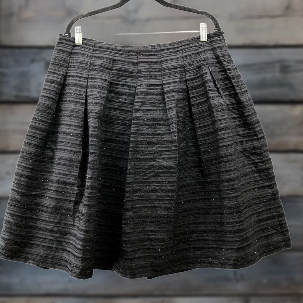 Talbots VINTAGE Talbots Textured Taffeta Pleated Skirt Size 14 Black Metallic Holiday A-Line Size 36" / US 14 / IT 50 - 1 Thumbnail