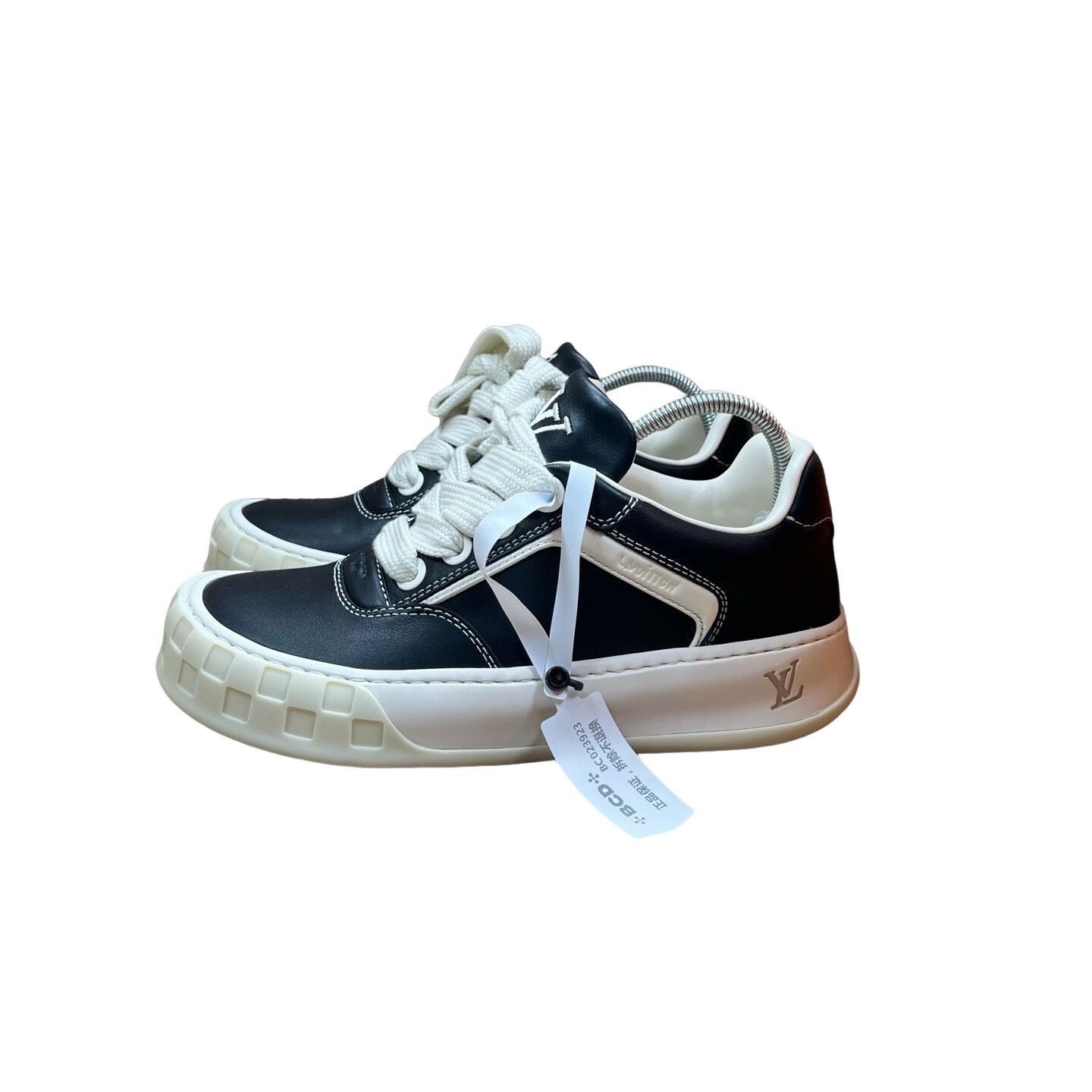Louis Vuitton Louis Vuitton Tilted Sneakers Size US 8.5 Size US 8.5 / EU 41-42 - 1 Thumbnail