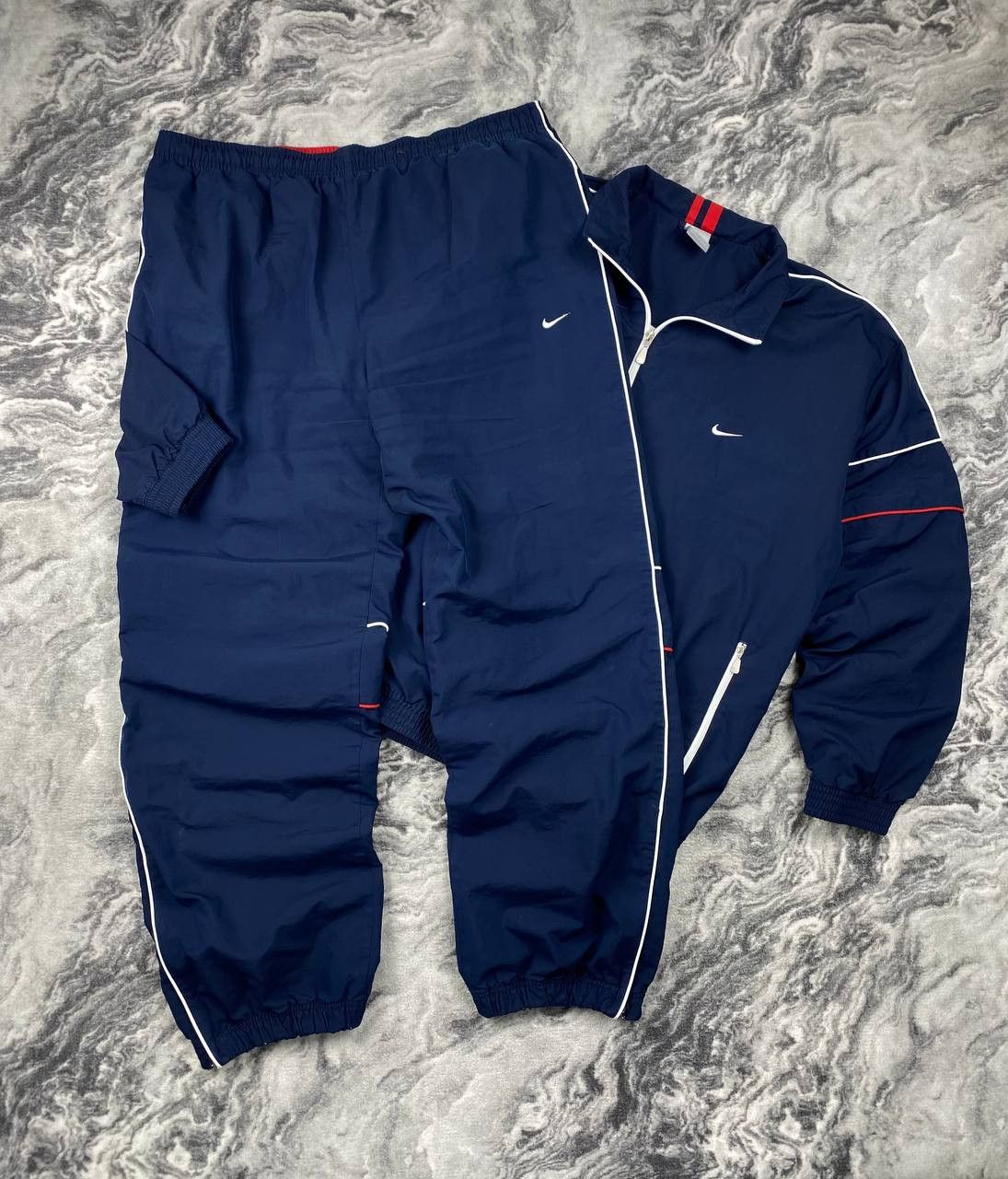 Nike Nike Tracksuit Jacket And Pants Striped Swoosh Size US XL / EU 56 / 4 - 1 Thumbnail