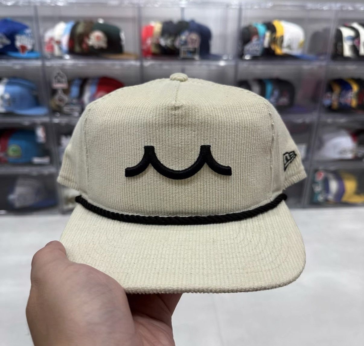 New Era New Era MILO Corduroy Flat Brim Cap J32 Size ONE SIZE - 5 Thumbnail