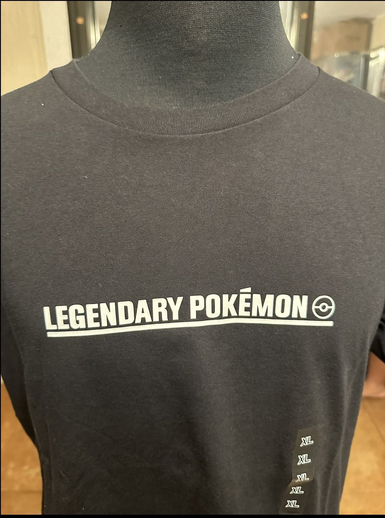 Uniqlo Uniqlo Pokemon Meets Artist Mewtwo Meguru Yamaguchi Size XL Size US XL / EU 56 / 4 - 3 Thumbnail