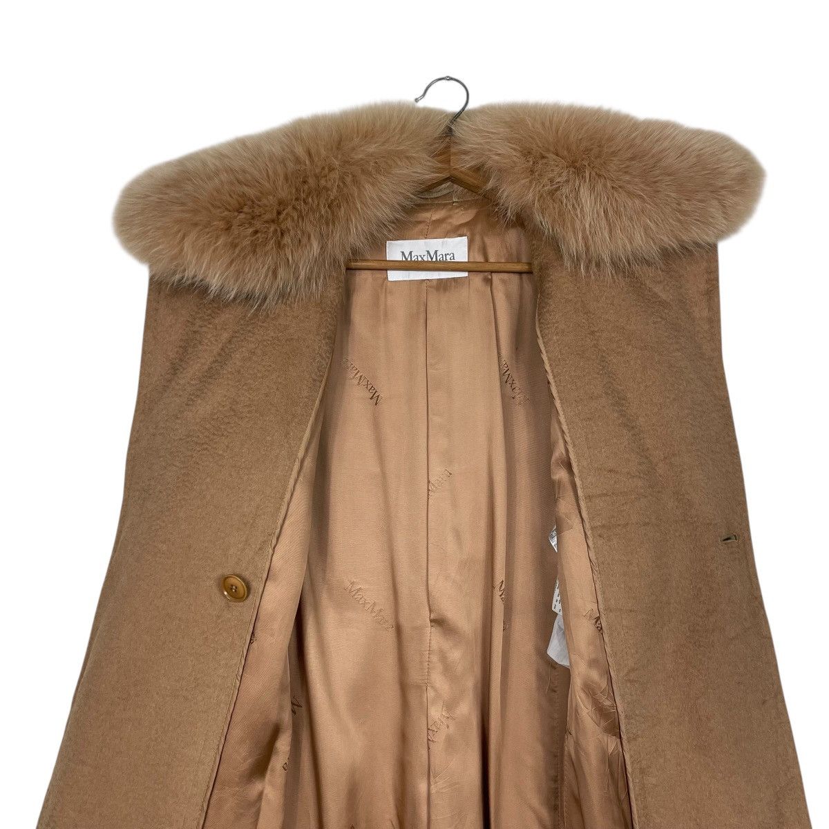 Max Mara Max Mara Brown Coat With Large Fur Collar Size XS / US 0-2 / IT 36-38 - 14 Thumbnail