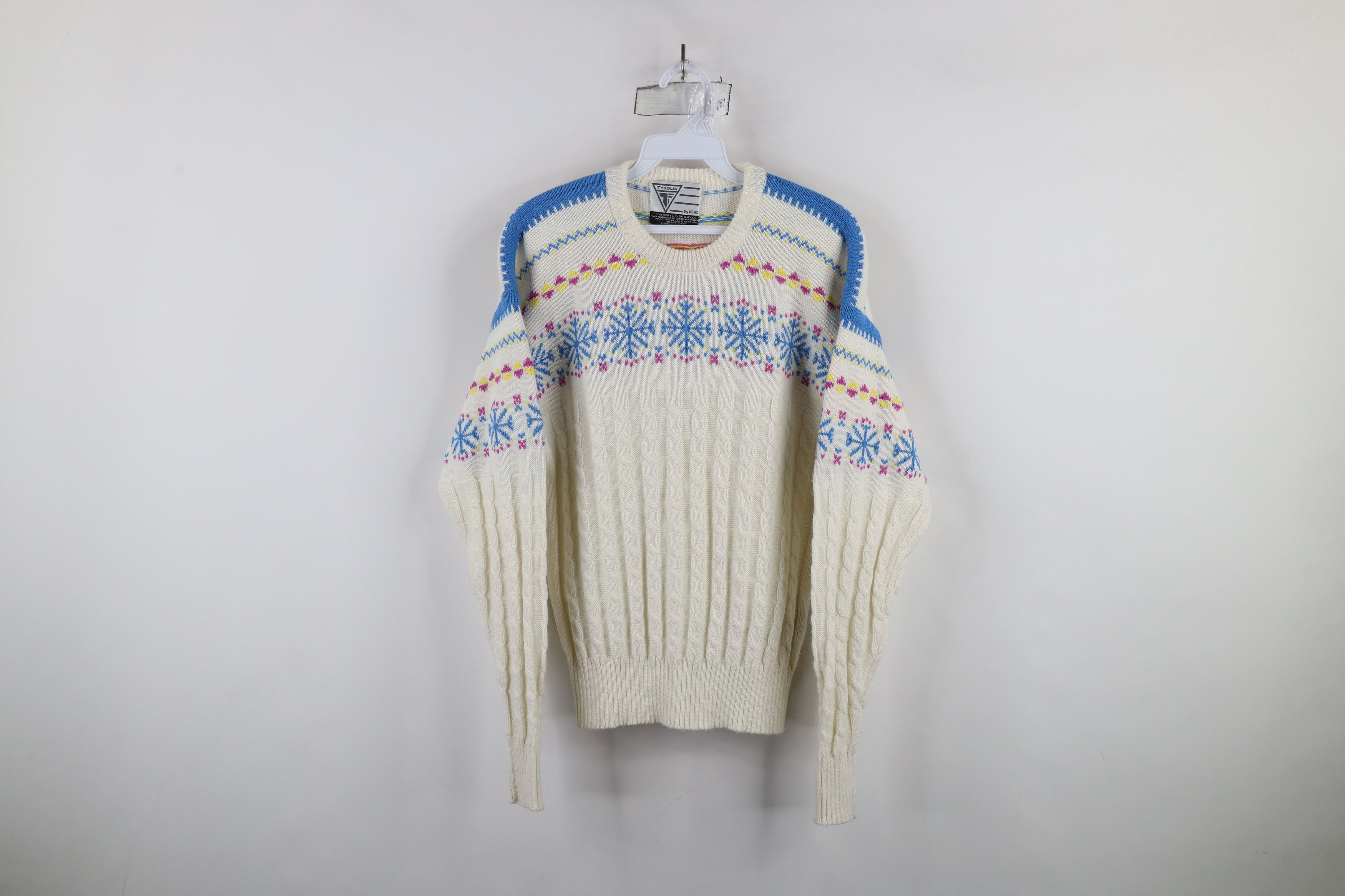 Vintage Vintage 70s 80s Streetwear Fair Isle Snowflake Knit Sweater Size M / US 6-8 / IT 42-44 - 1 Thumbnail