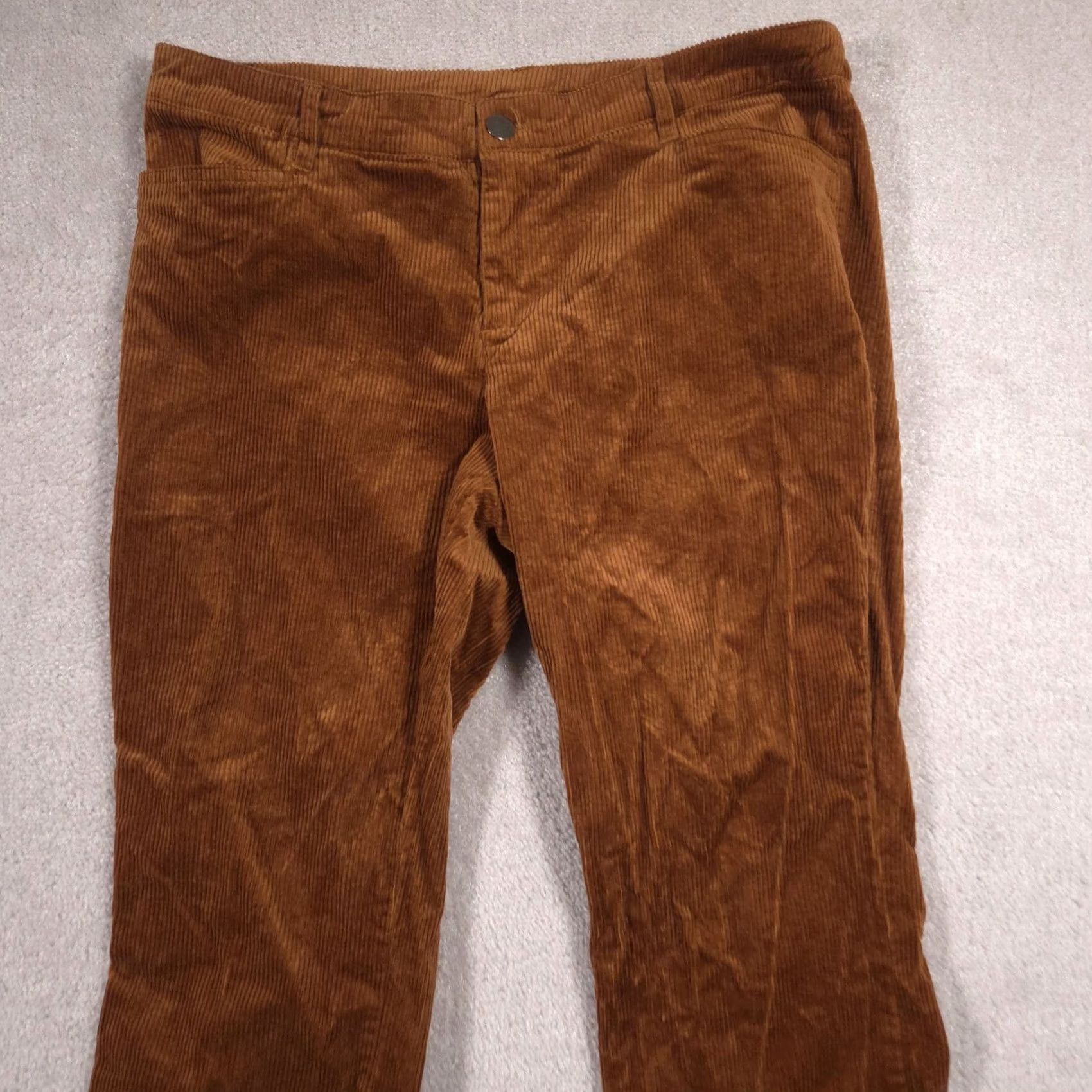 Vintage VINTAGE? No. Christopher & Banks Pants Womens 12P Brown Corduroy Straight Leg Khaki Casual Size 34" / US 12 / IT 48 - 3 Thumbnail