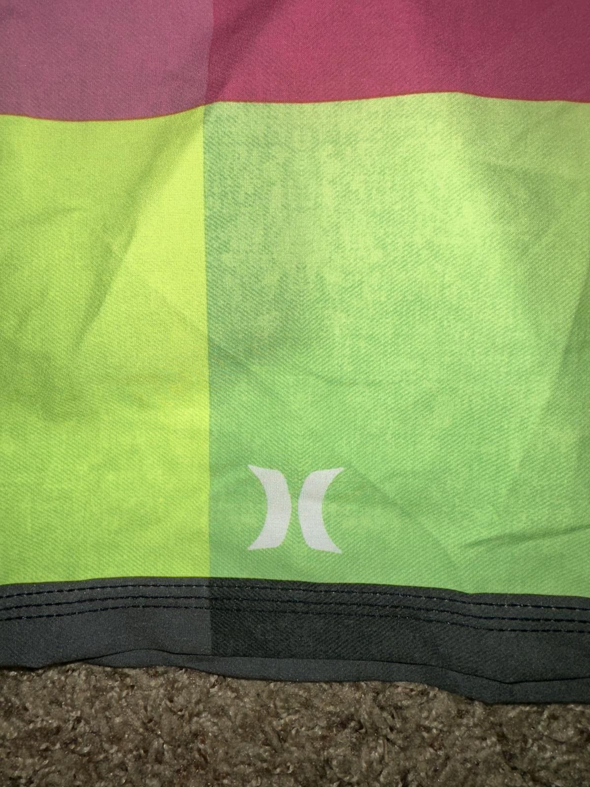Nike Hurley Men’s Phantom Board Shorts Colorblock Surf Beach Swim Trunks Size US 34 / EU 50 - 2 Thumbnail