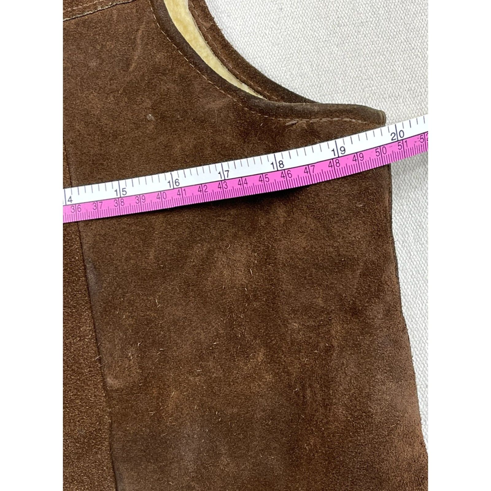 Vintage VINTAGE Joo-Kay Leather Vest Sherpa Lined Western USA 40 Men Brown 70s Work Vest Snap Buttons Mens Size US XXS / EU 40 - 6 Thumbnail