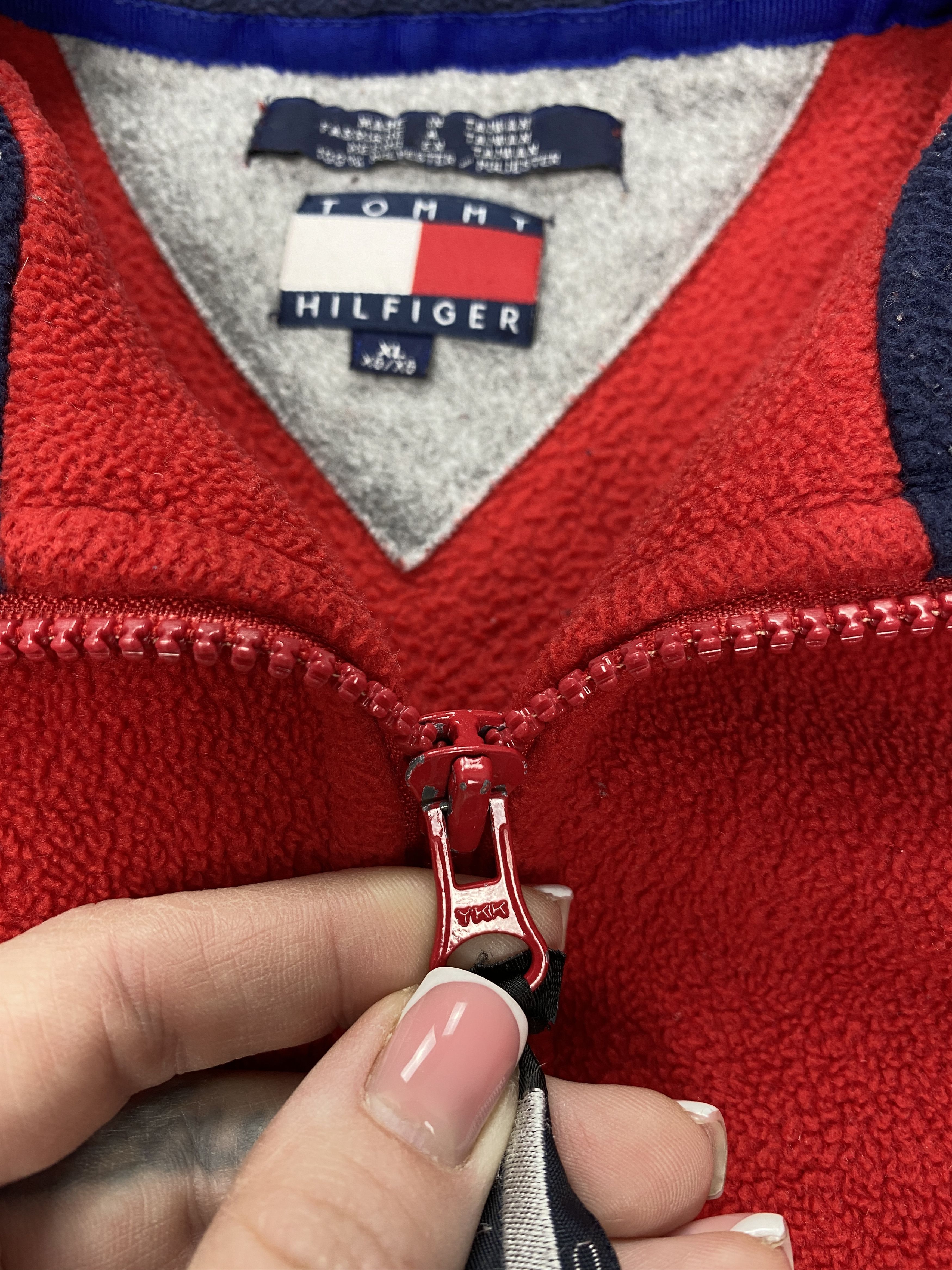 Tommy Hilfiger Tommy Hilfiger Vintage Quarter Zip Fleece Jacket Size US XL / EU 56 / 4 - 5 Thumbnail