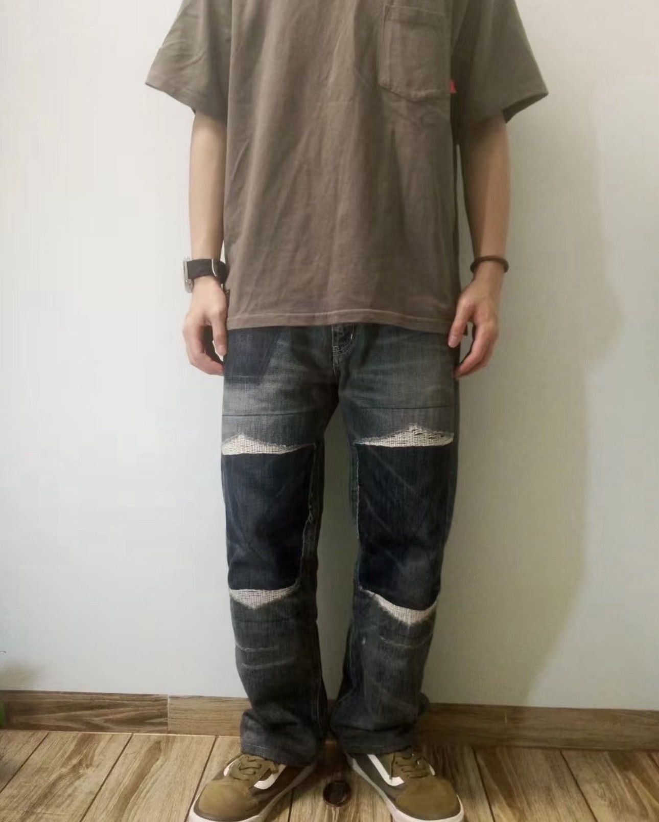 Neighborhood Neighborhood NBHD anthony savage Mid size M Size US 35 - 12 Thumbnail