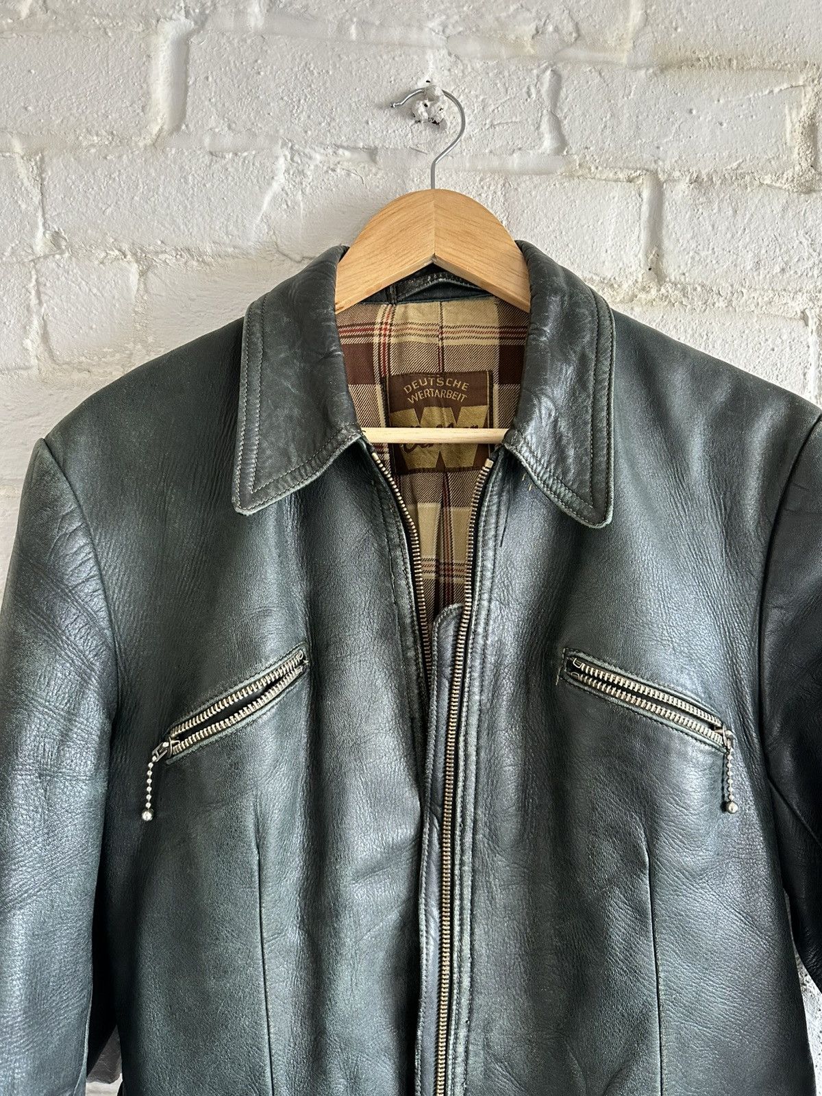 Vintage Vintage German Leather Jacket Biker Style Dark Green Size US L / EU 52-54 / 3 - 2 Thumbnail